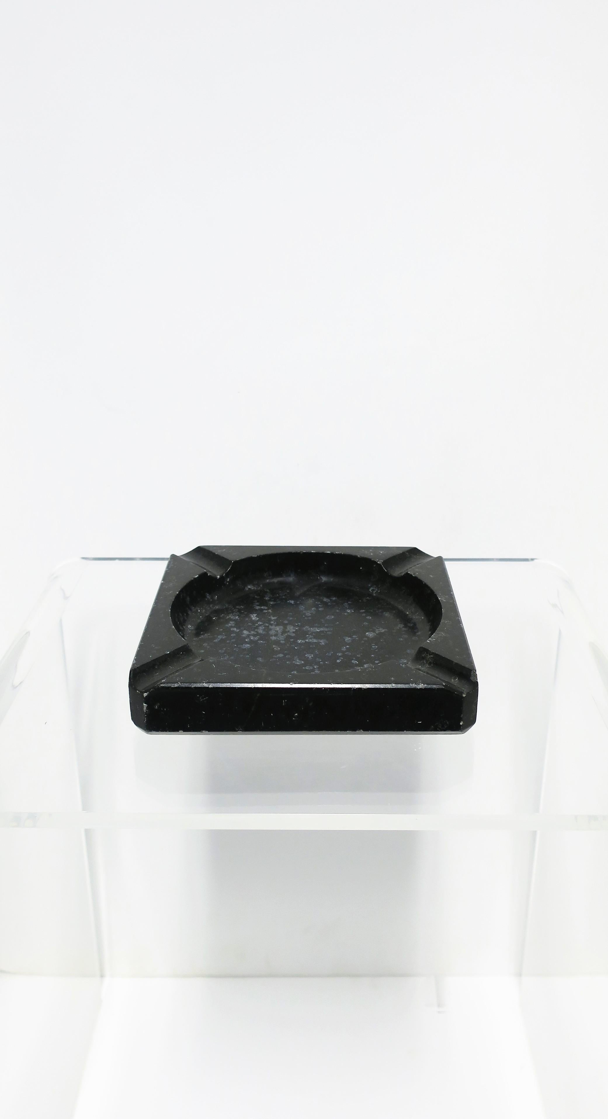 Black Stone Catchall Vide-Poche or Ashtray For Sale 2