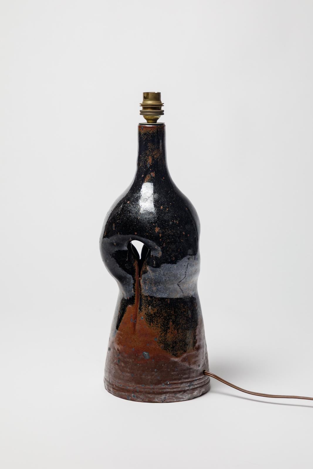 black stoneware ceramic table lamp circa 1970 La Borne potters design en Excelente estado para la venta en Neuilly-en- sancerre, FR