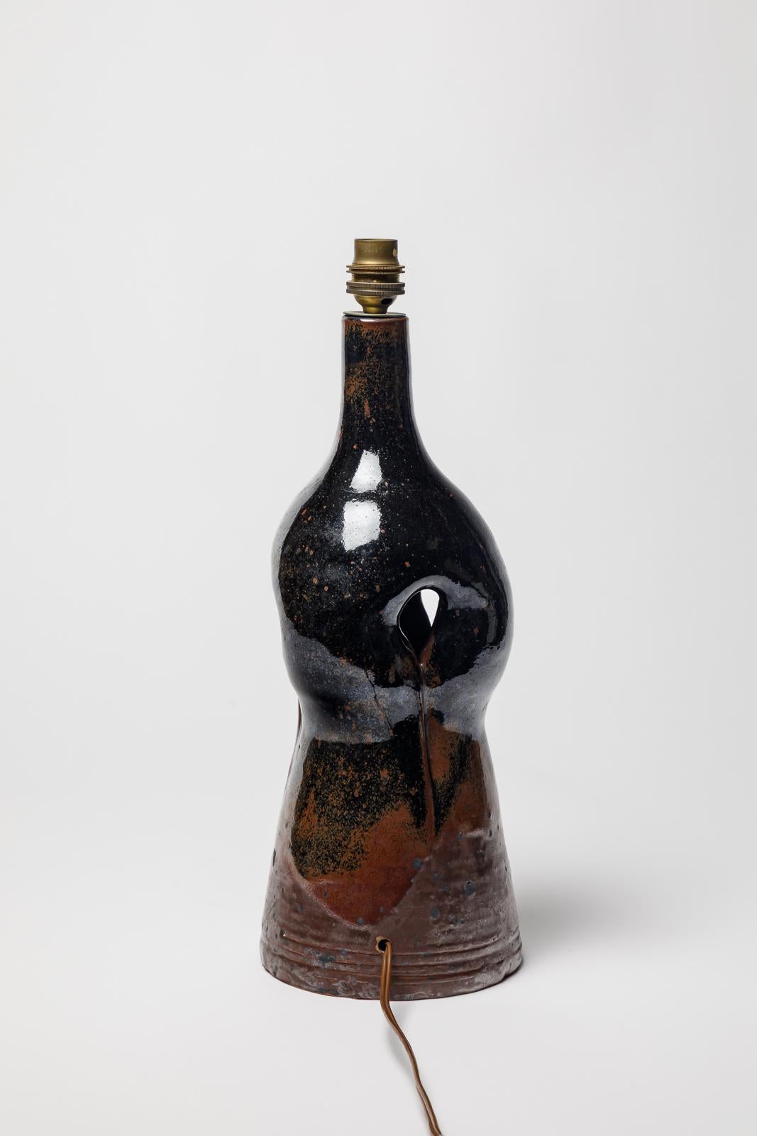 black stoneware ceramic table lamp circa 1970 La Borne potters design siglo XX en venta