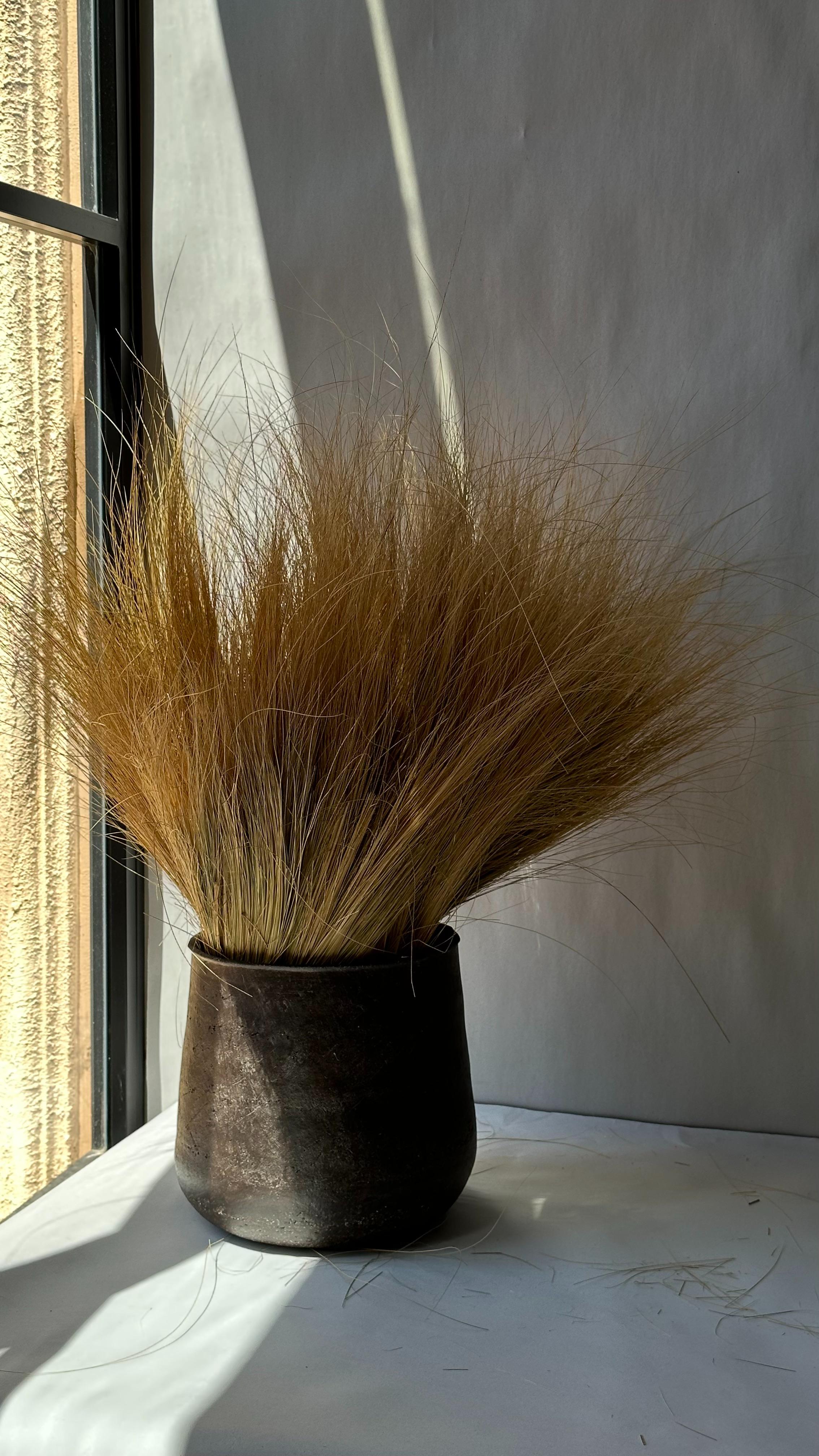 Vaso Kalathos in gres nero di Elena Vasilantonaki in vendita 5
