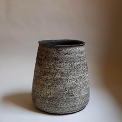 Black Stoneware Kalathos Vase by Elena Vasilantonaki