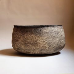 Black Stoneware Lekanida Vase by Elena Vasilantonaki