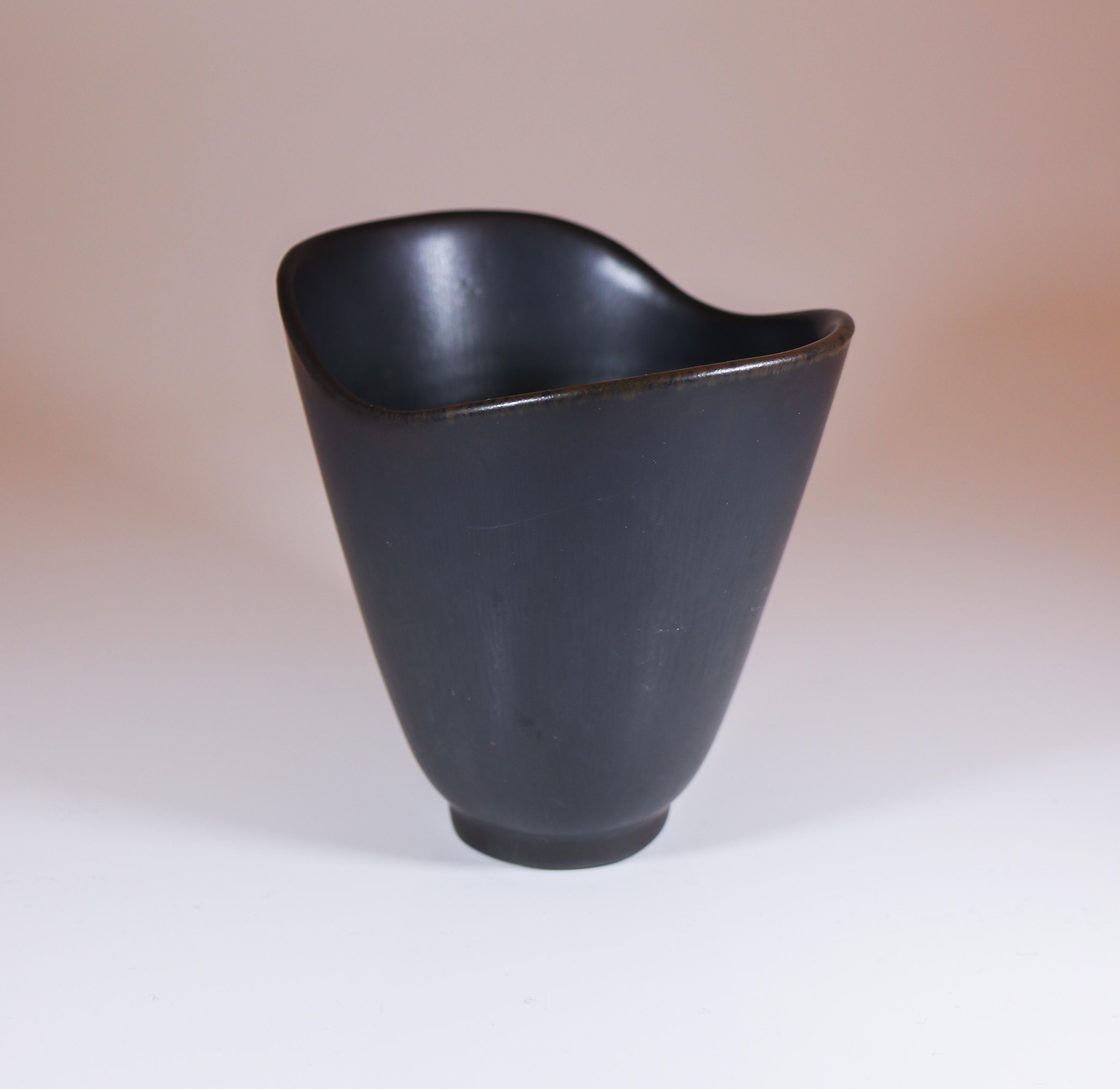 Ceramica Vaso in stonware nero - Carl-Harry Stålhane - Rörstrand Midcentury Modern in vendita
