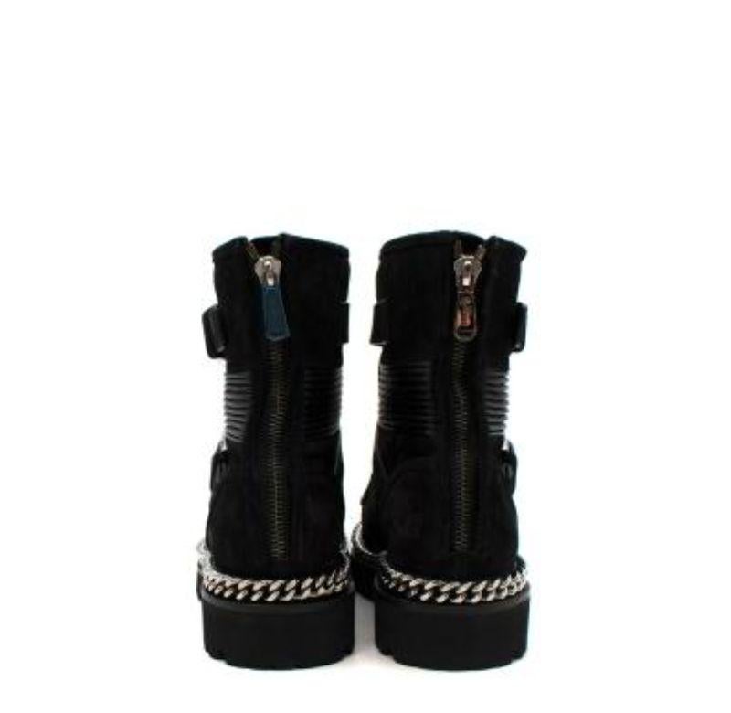Black Suede Chain Trim Boots In Excellent Condition For Sale In London, GB