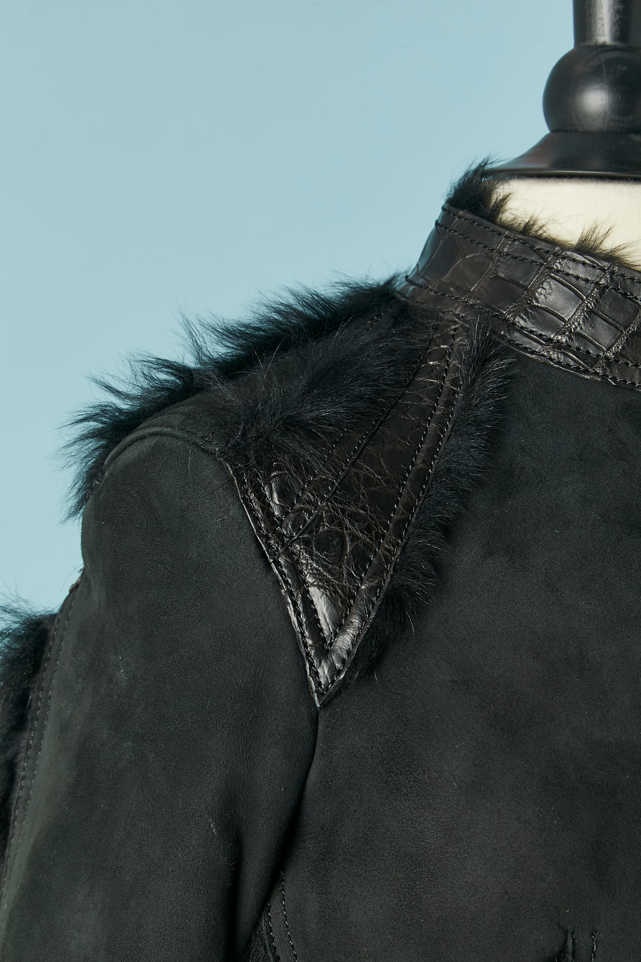 Nero Giacca in pelle scamosciata nera con interno in pelliccia e dettagli in pelle SHIRO in vendita