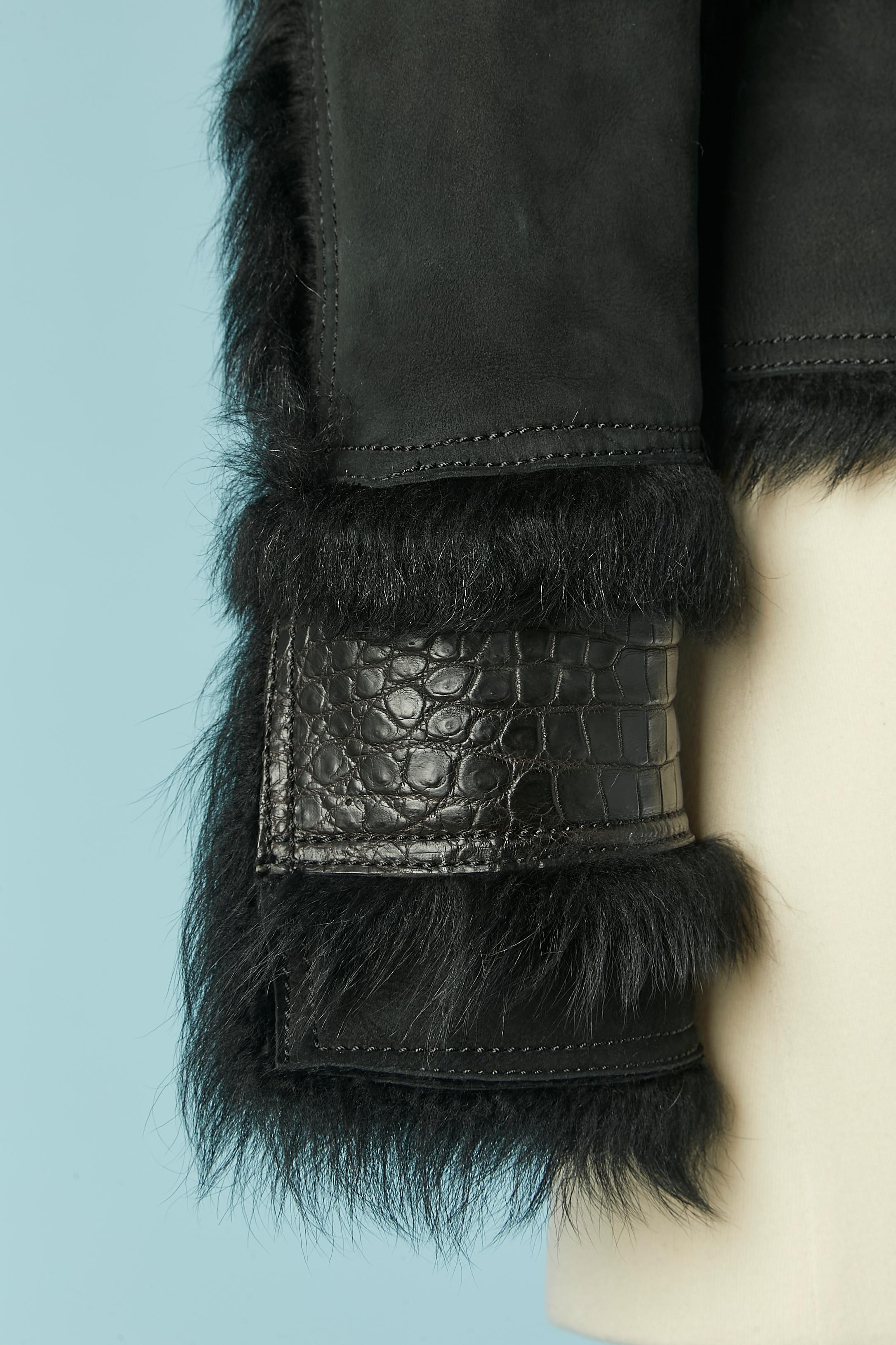Donna Giacca in pelle scamosciata nera con interno in pelliccia e dettagli in pelle SHIRO in vendita