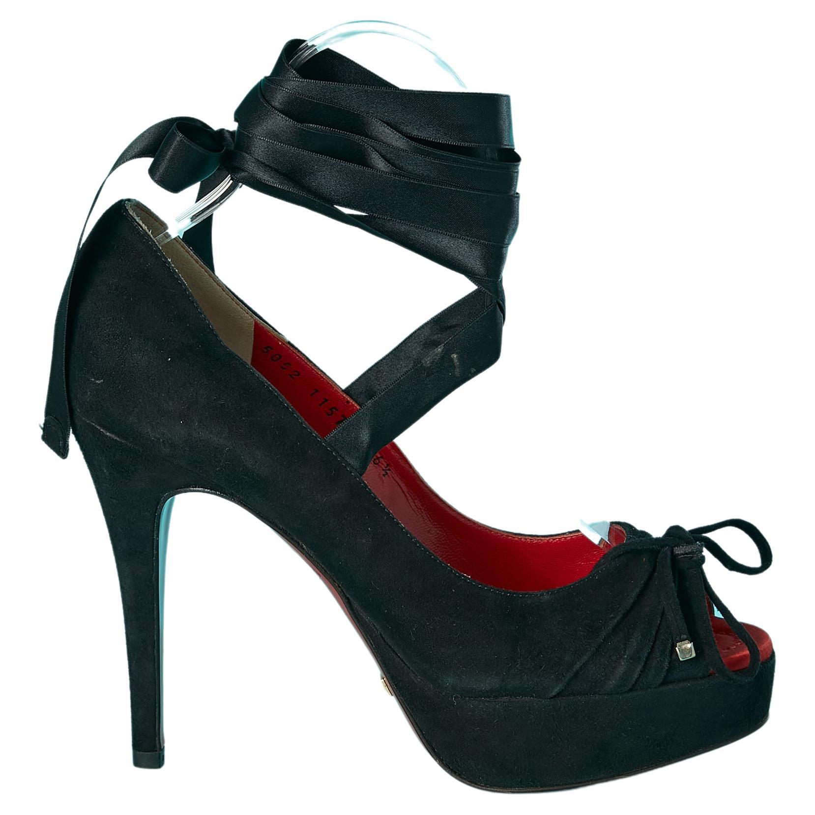 Black suede plateforme sandals with black satin ribbons Dolce &Gabbana  For Sale