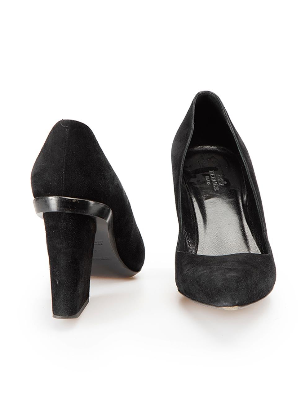 Black Suede Pointed Toe Block Pumps Size IT 40 In Good Condition For Sale In London, GB