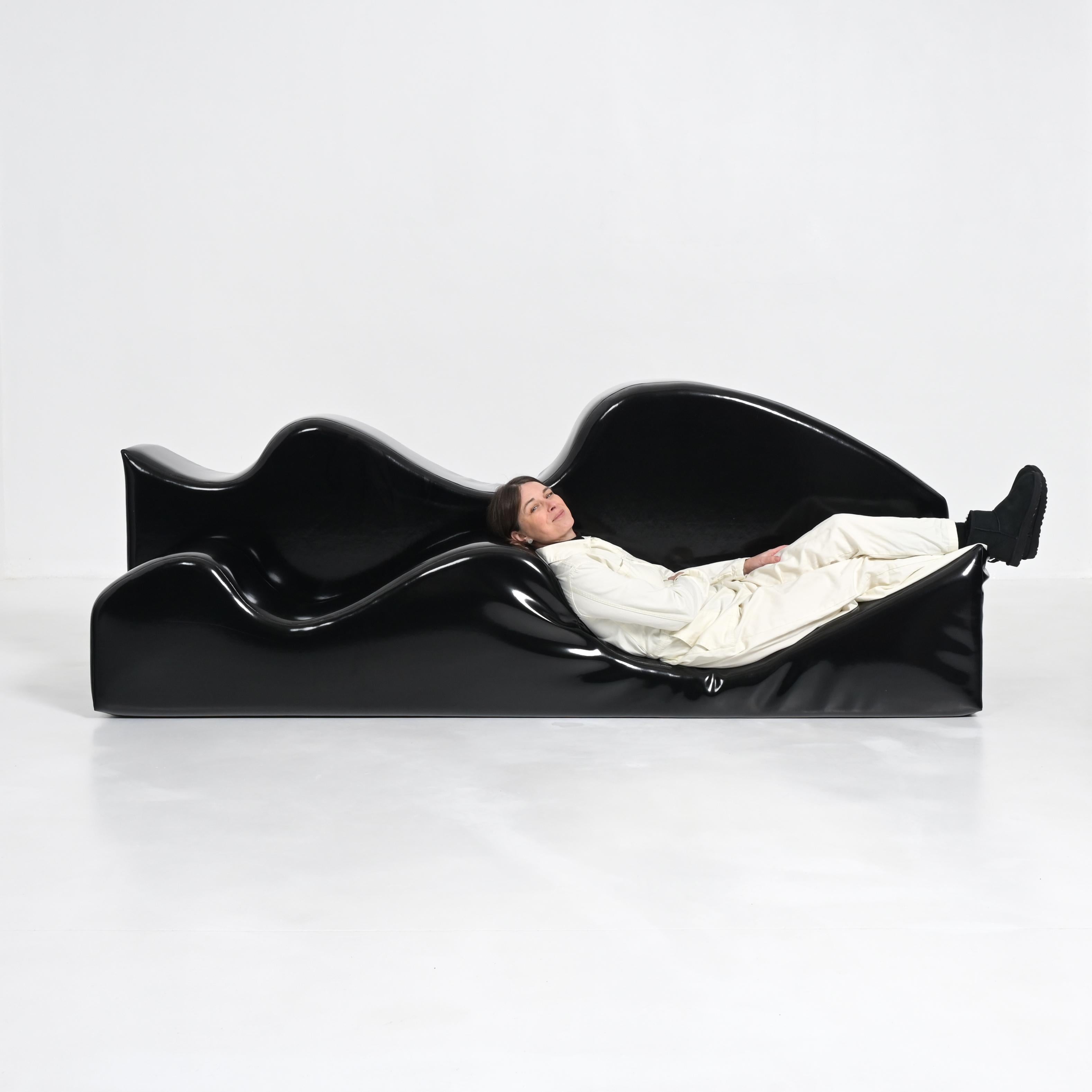 Black Superonda Sofa by Archizoom Associati for Poltronova 3