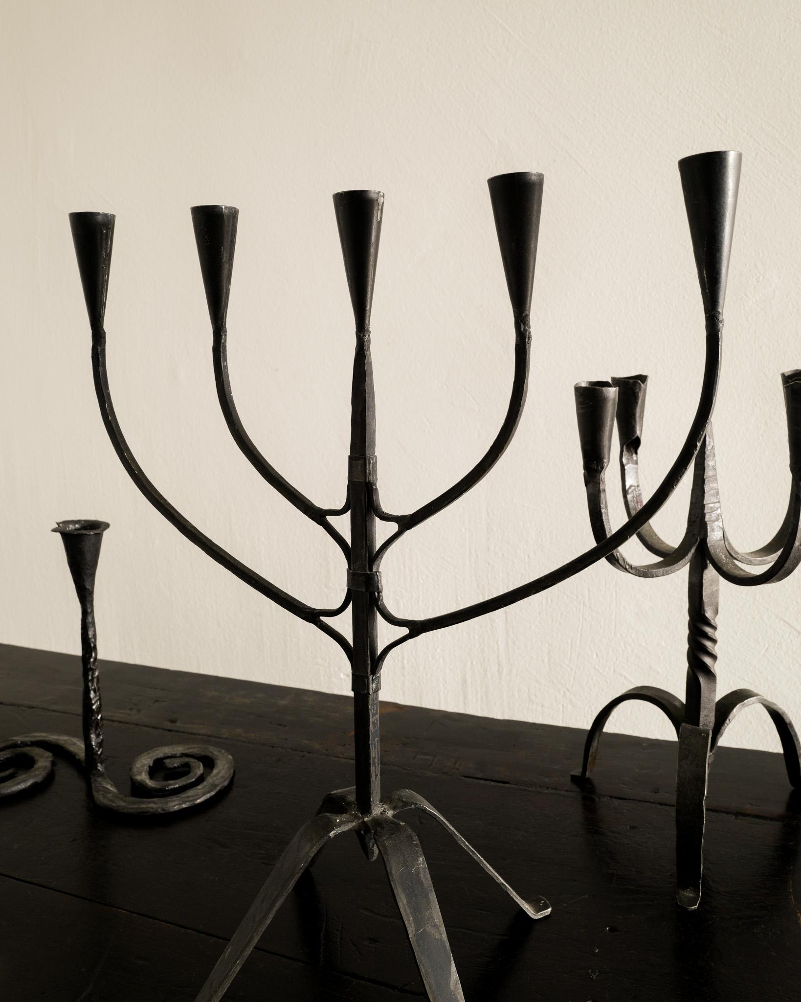 Black Swedish Antique Sculptural Candleholders in Cast Iron Produced late 1800s  2