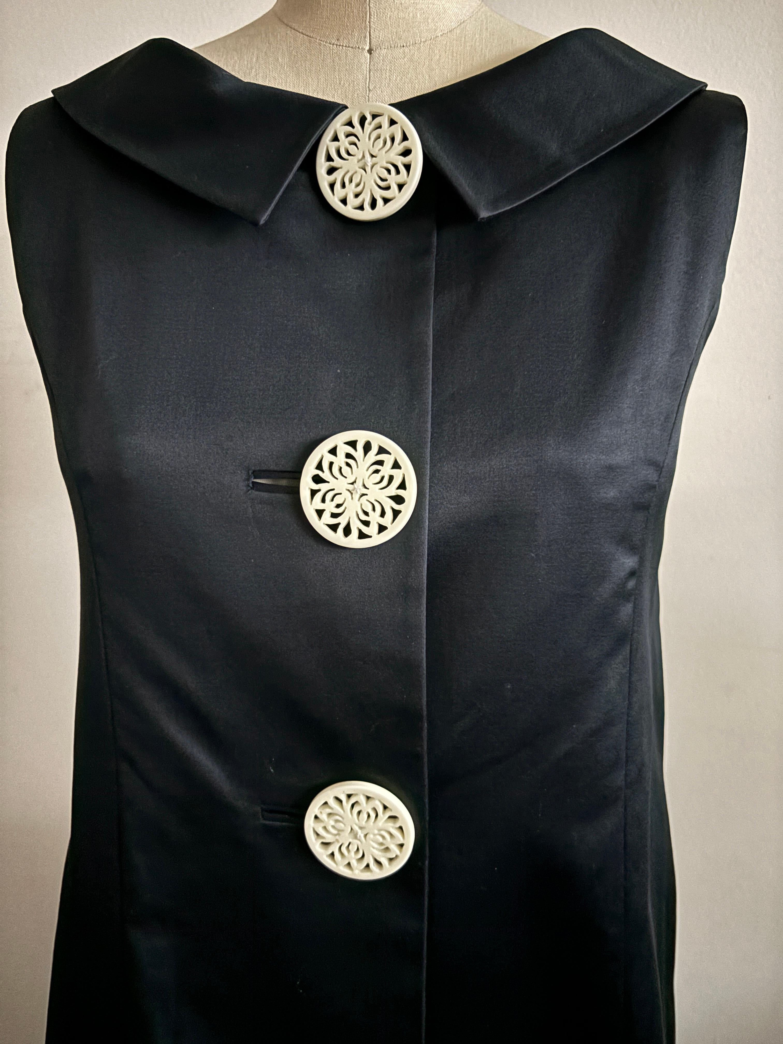 Black Swiss Cotton Coat Dress with Gathered Back and White carved Buttons For Sale 5