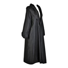 Black taffeta evening coat with Christian Dior label Circa 1955-1960