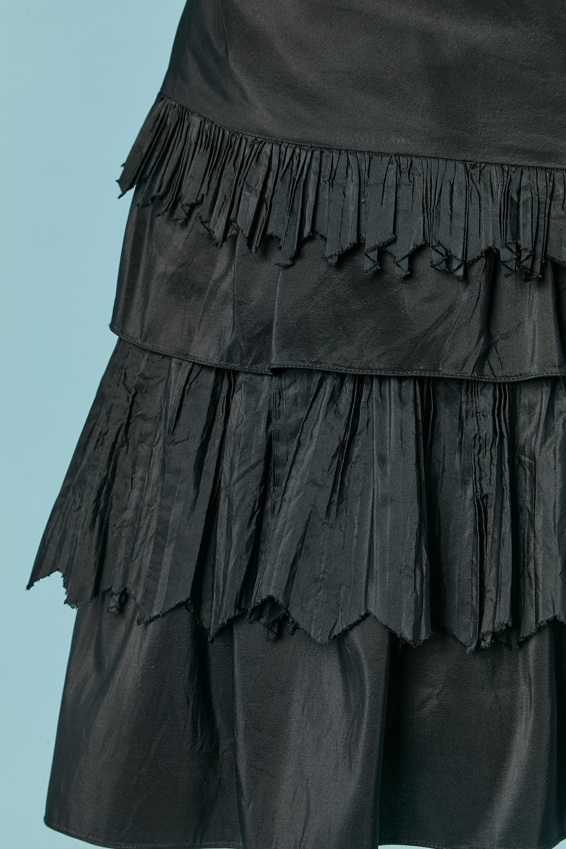 Black taffetas cocktail dress with ruffles Bellville Sassoon Lorcan Mullany In Excellent Condition For Sale In Saint-Ouen-Sur-Seine, FR