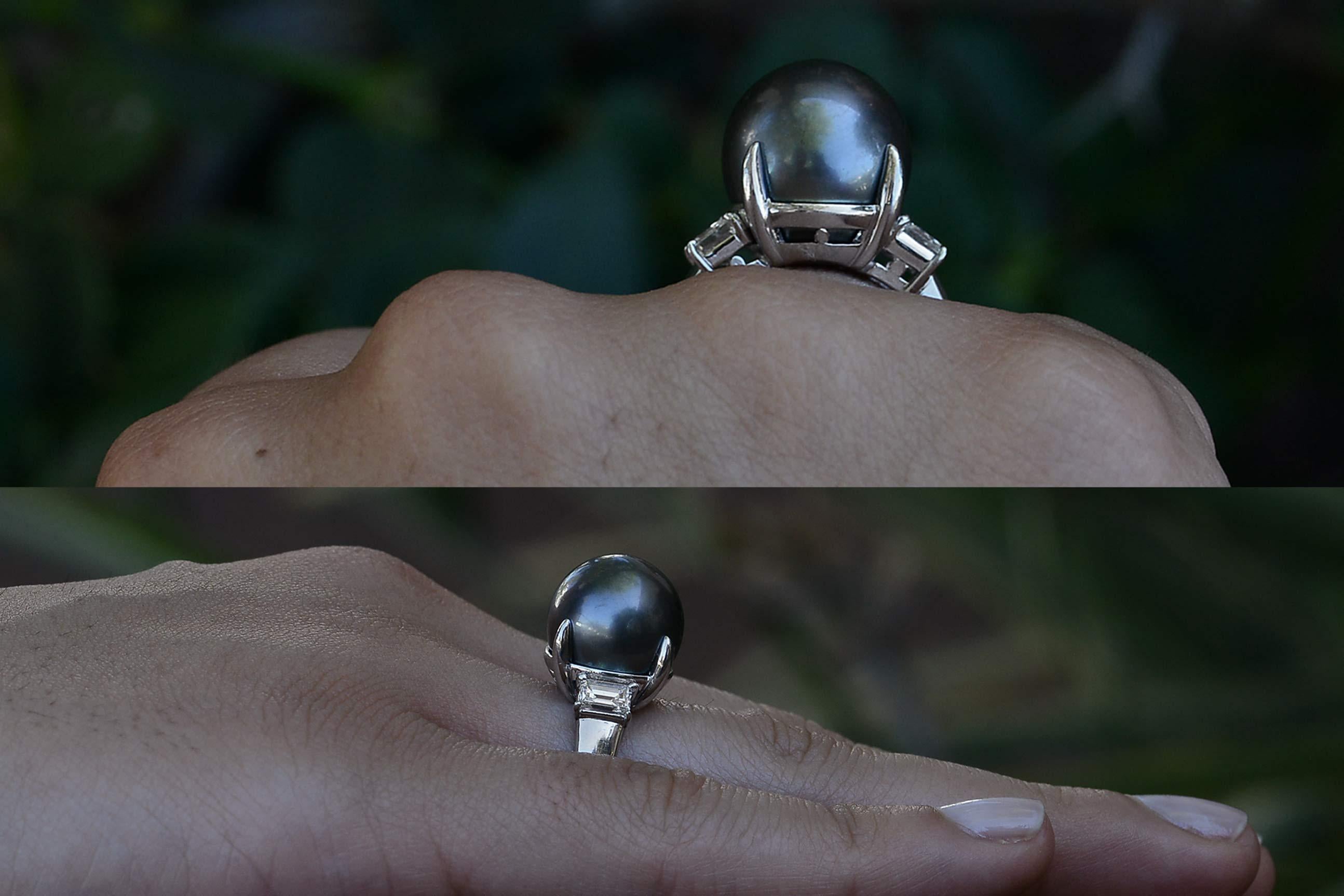 Contemporary Black Tahitian Pearl 3-Stone 1 Carat Diamond Platinum Trinity Cocktail Ring