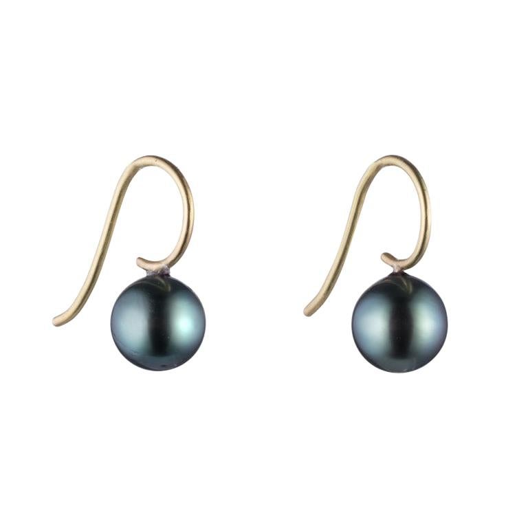 Black Tahitian Pearl and 18 Karat Gold Earring For Sale