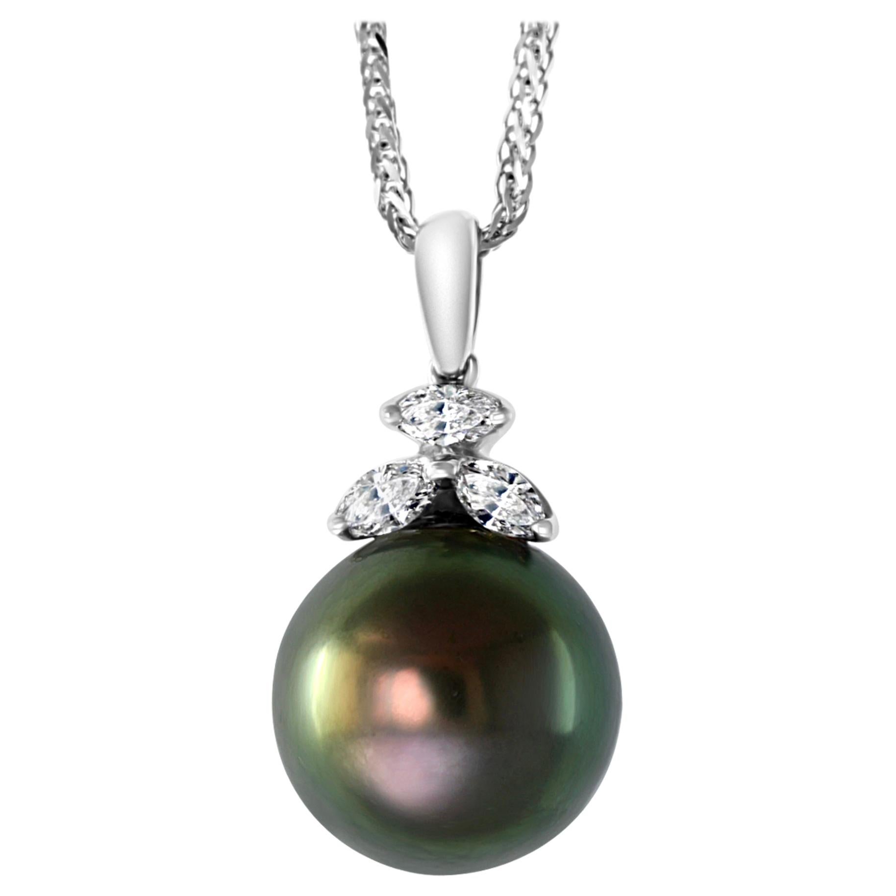 Schwarze schwarze Tahiti-Perle und Diamant-Anhänger oder Halskette 18 Karat Gold mit Kette