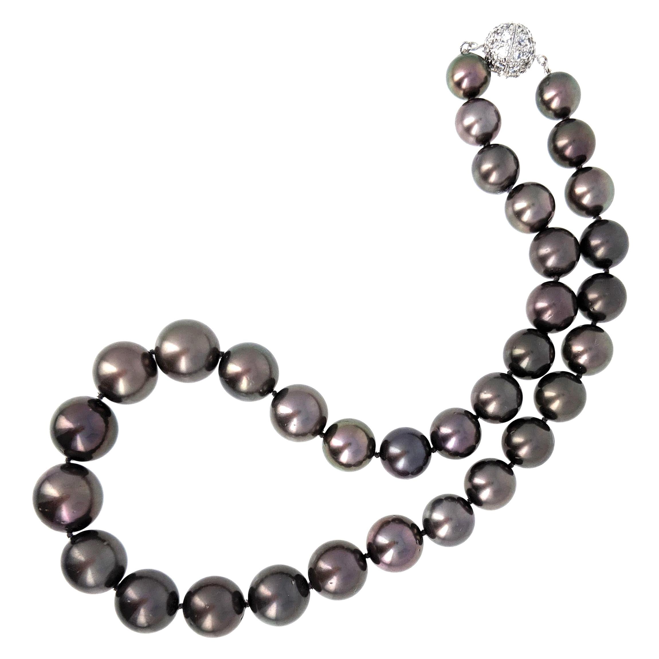 Black Tahitian Pearl and Gold Necklace
