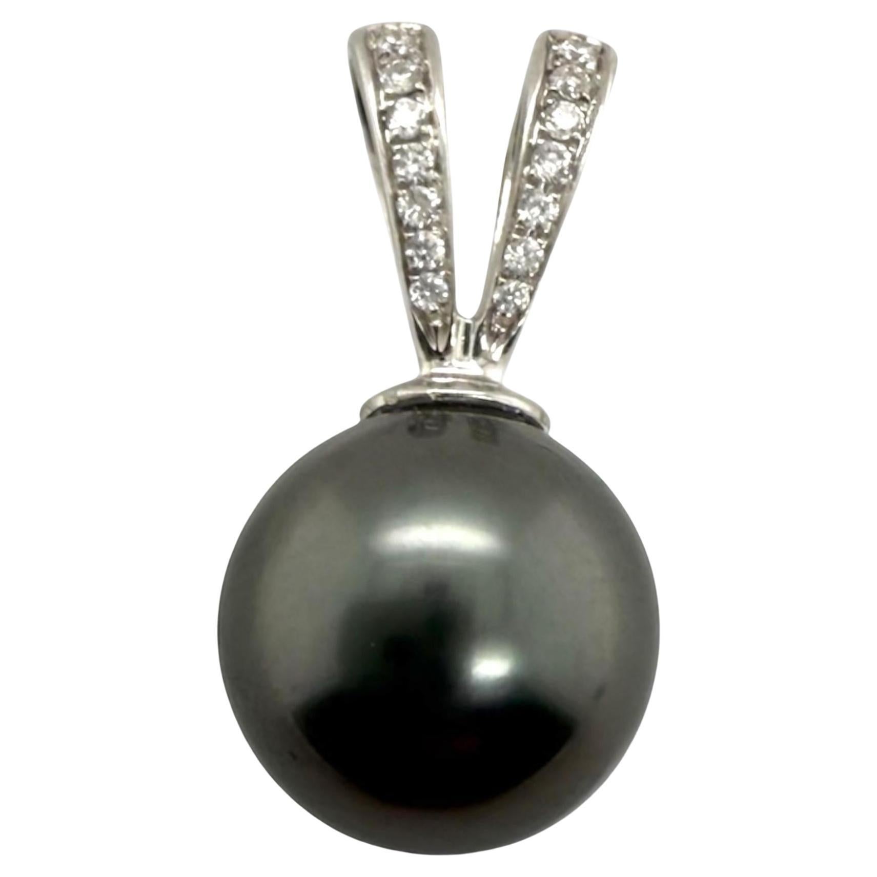 Schwarzer Tahiti-Perlen-Diamant-Anhänger 14K Weißgold im Angebot