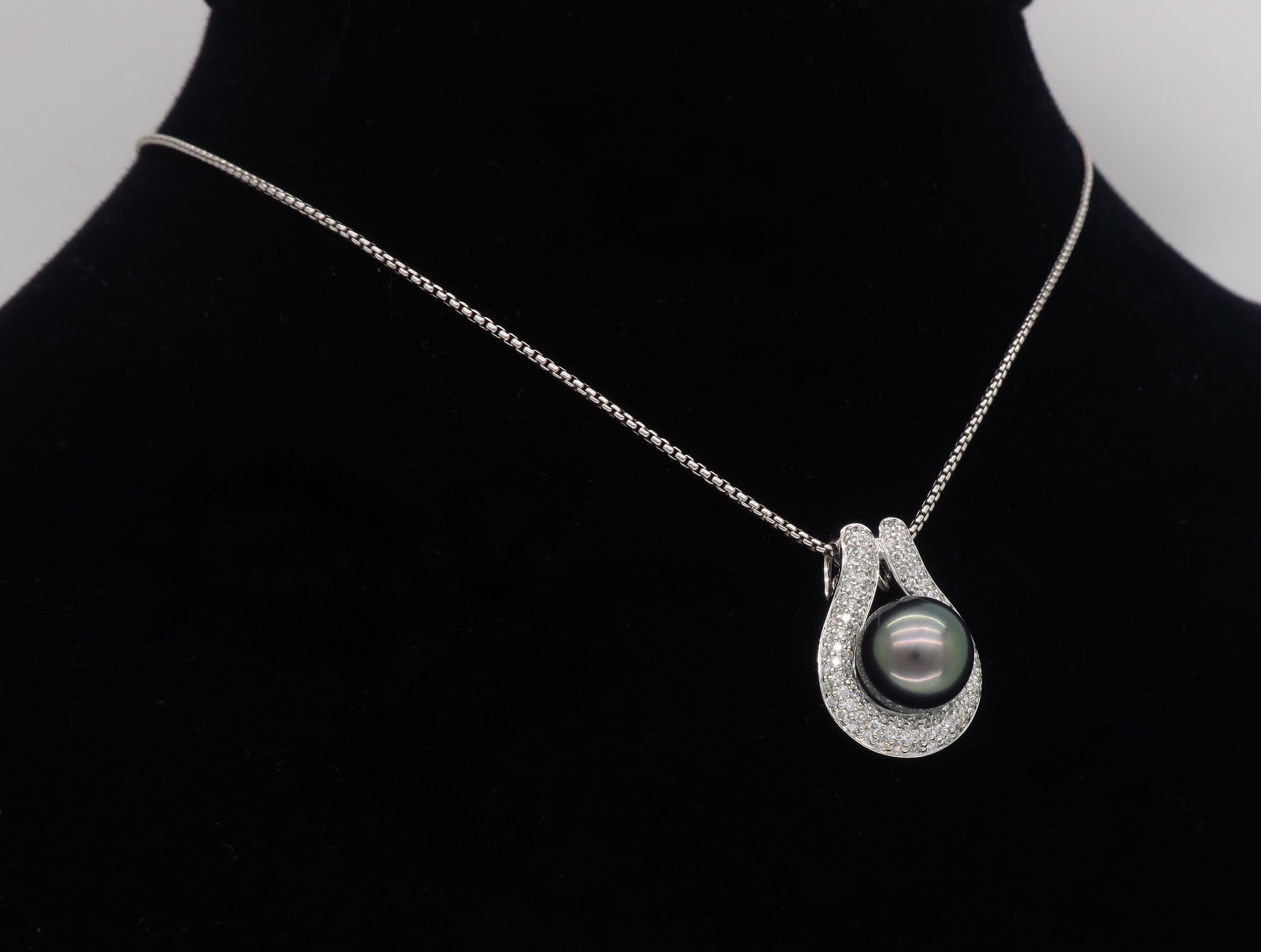 Black Tahitian Pearl and Diamond Pendant Necklace 4