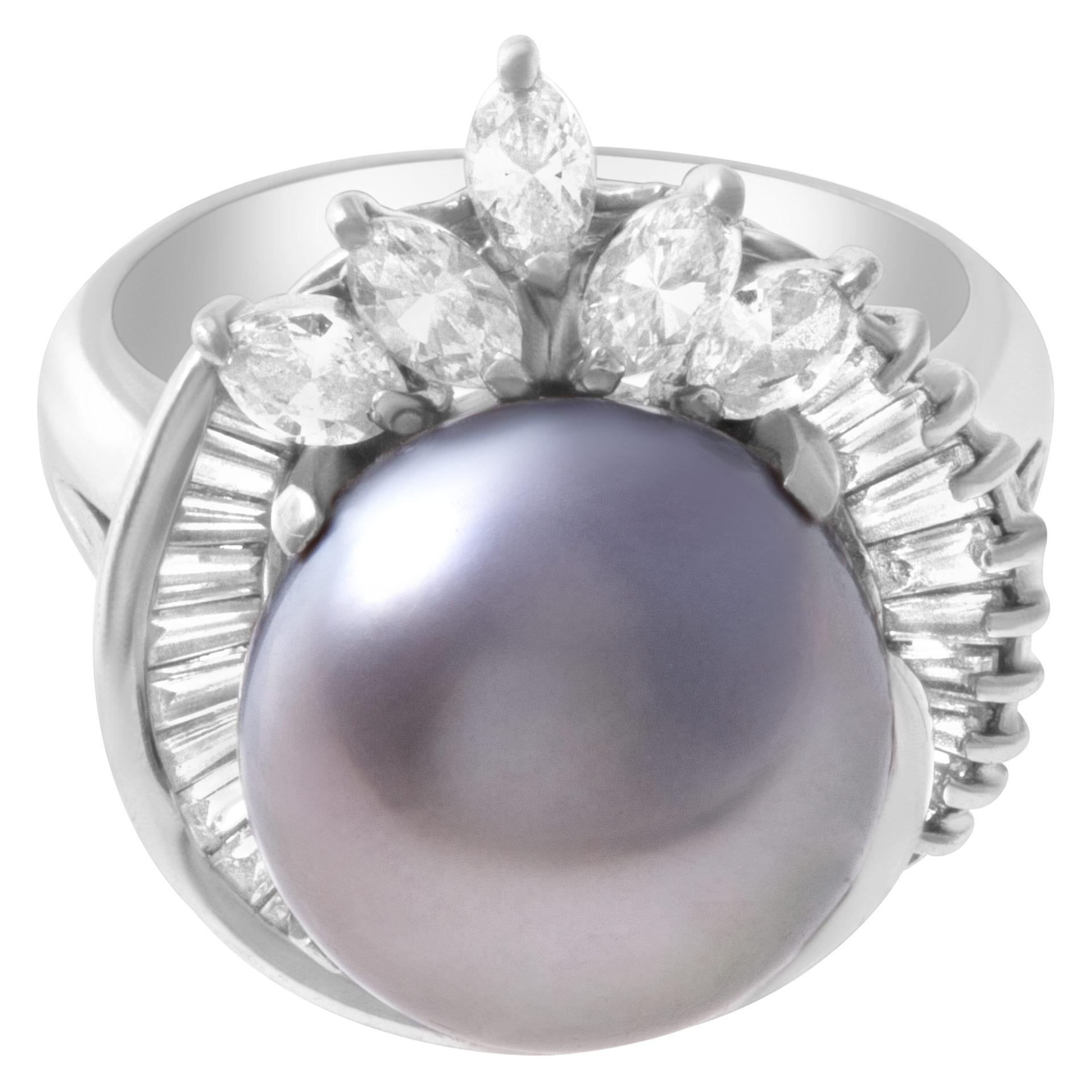 Modernist Black Tahitian Pearl Ring in 18k White Gold For Sale