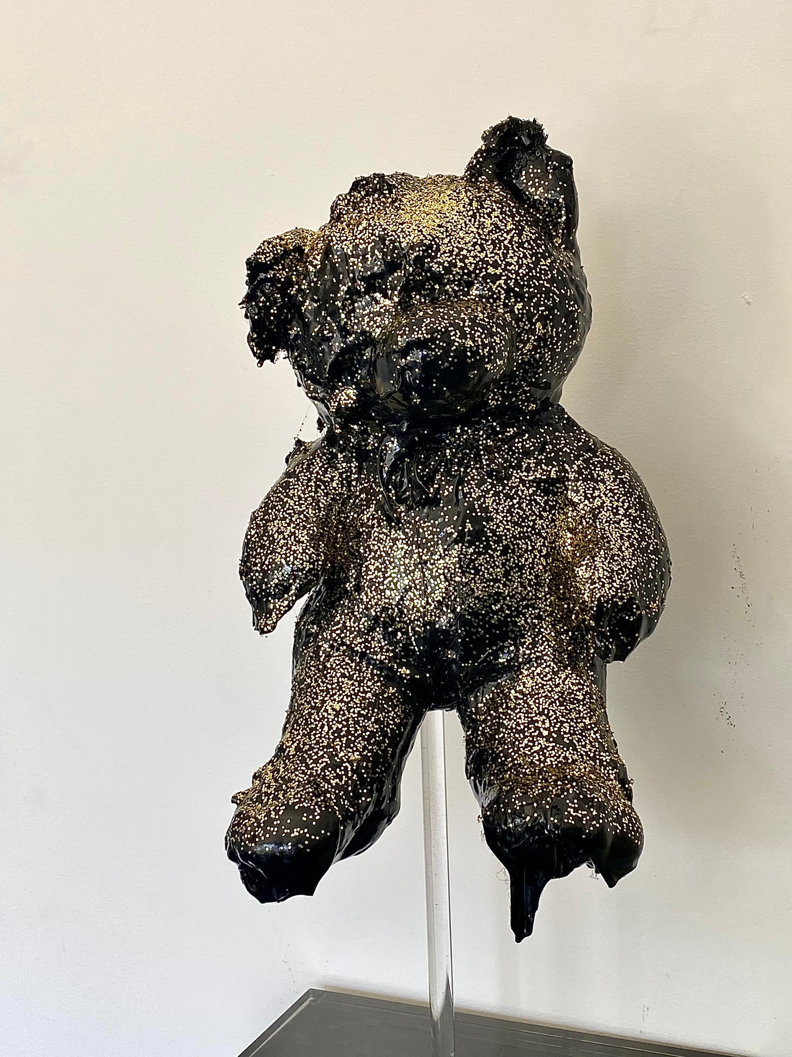 Black Tar and Gold Glitter Teddy Sculpture, 21st Century by Mattia Biagi In New Condition For Sale In Culver City, CA