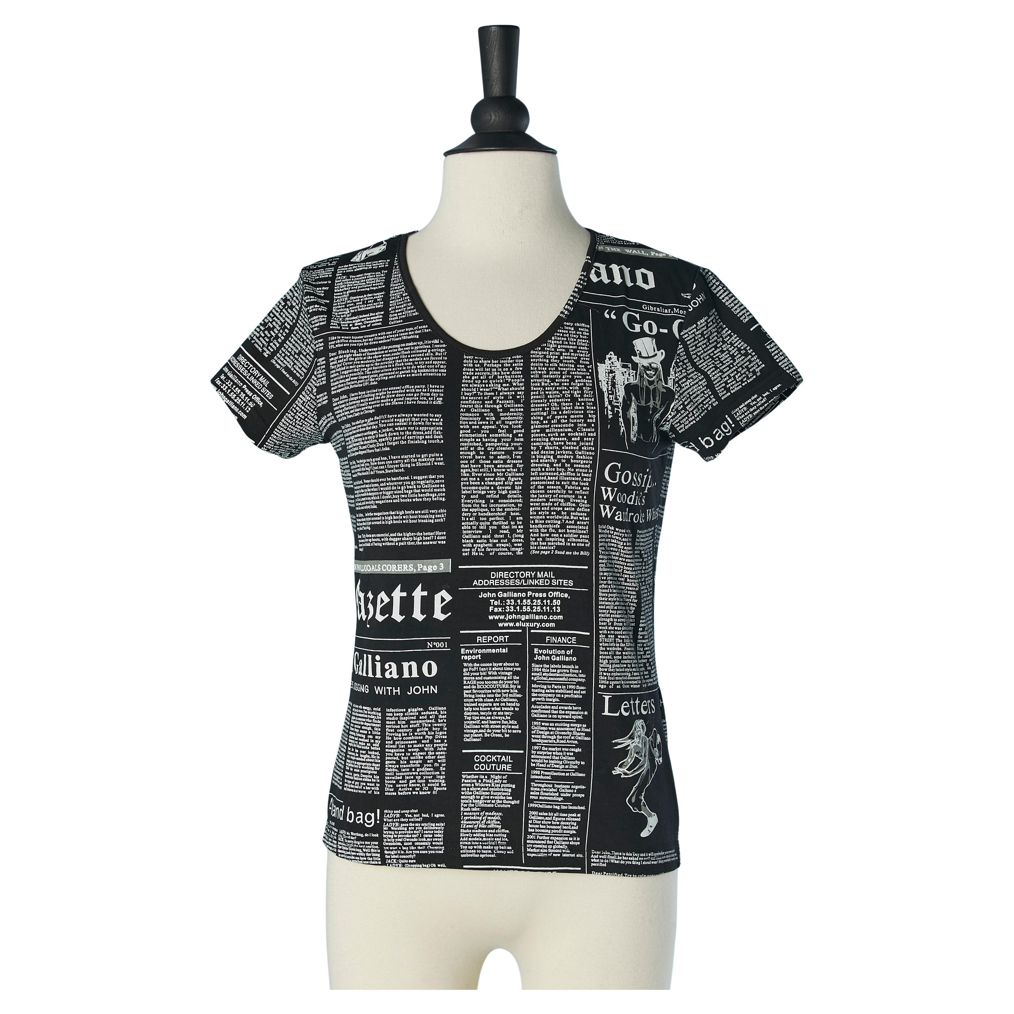 Camiseta negra con estampado de Gaceta GALLIANO en venta