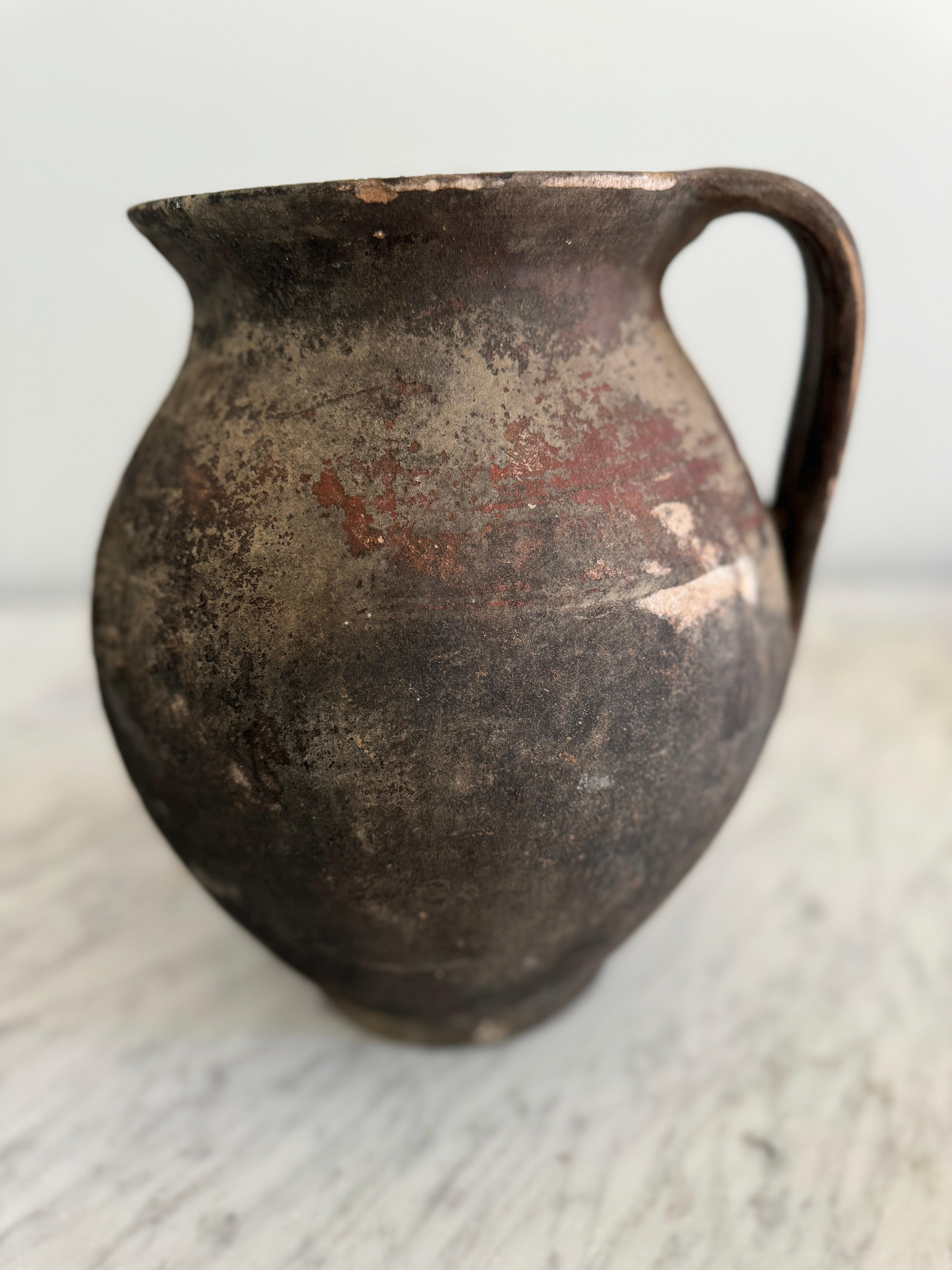 XIX secolo Black Terracotta large pignate pot in vendita