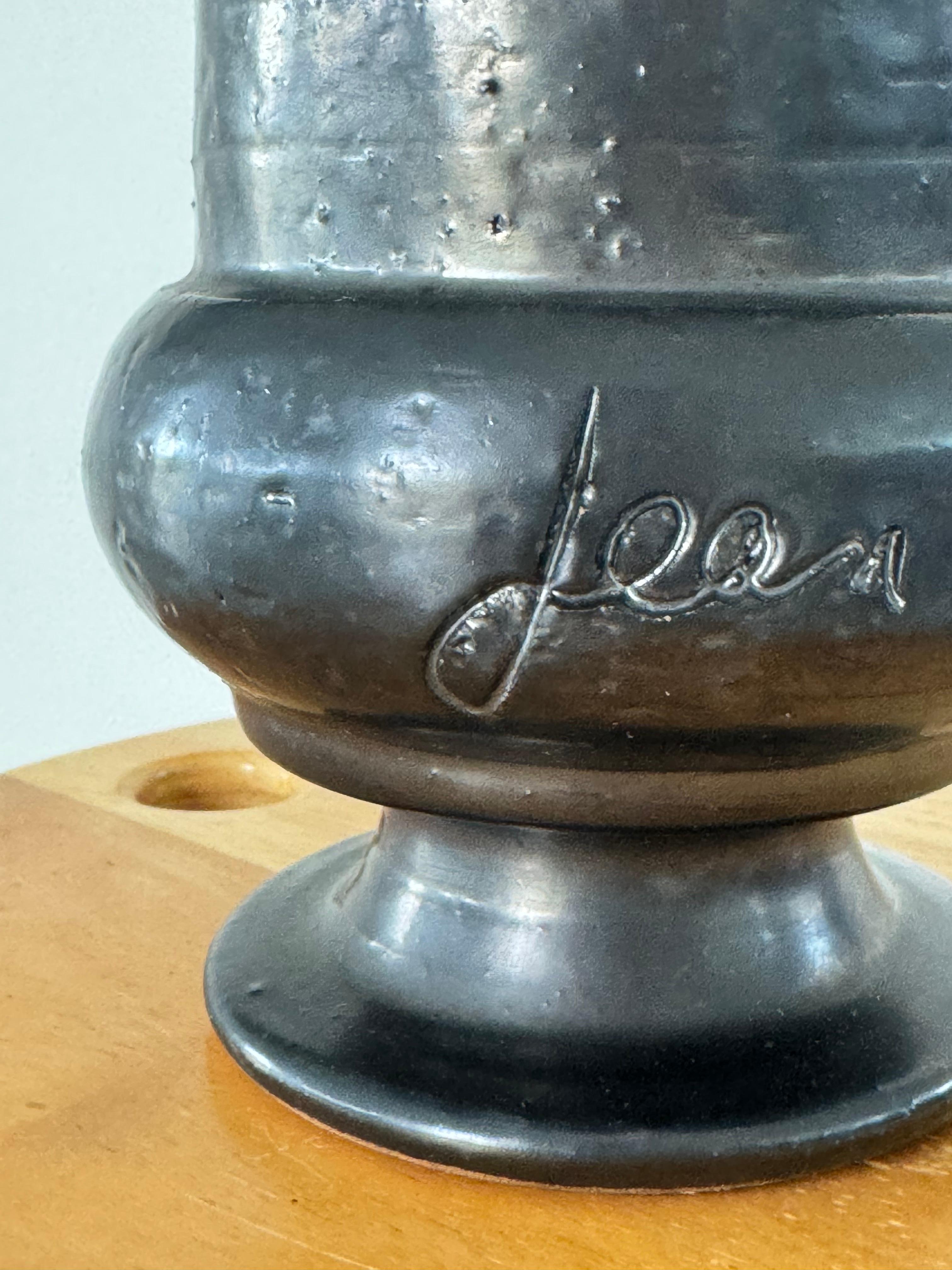 Black terracotta pot signed Jean Marais in Vallauris, France circa 1970s For Sale 1