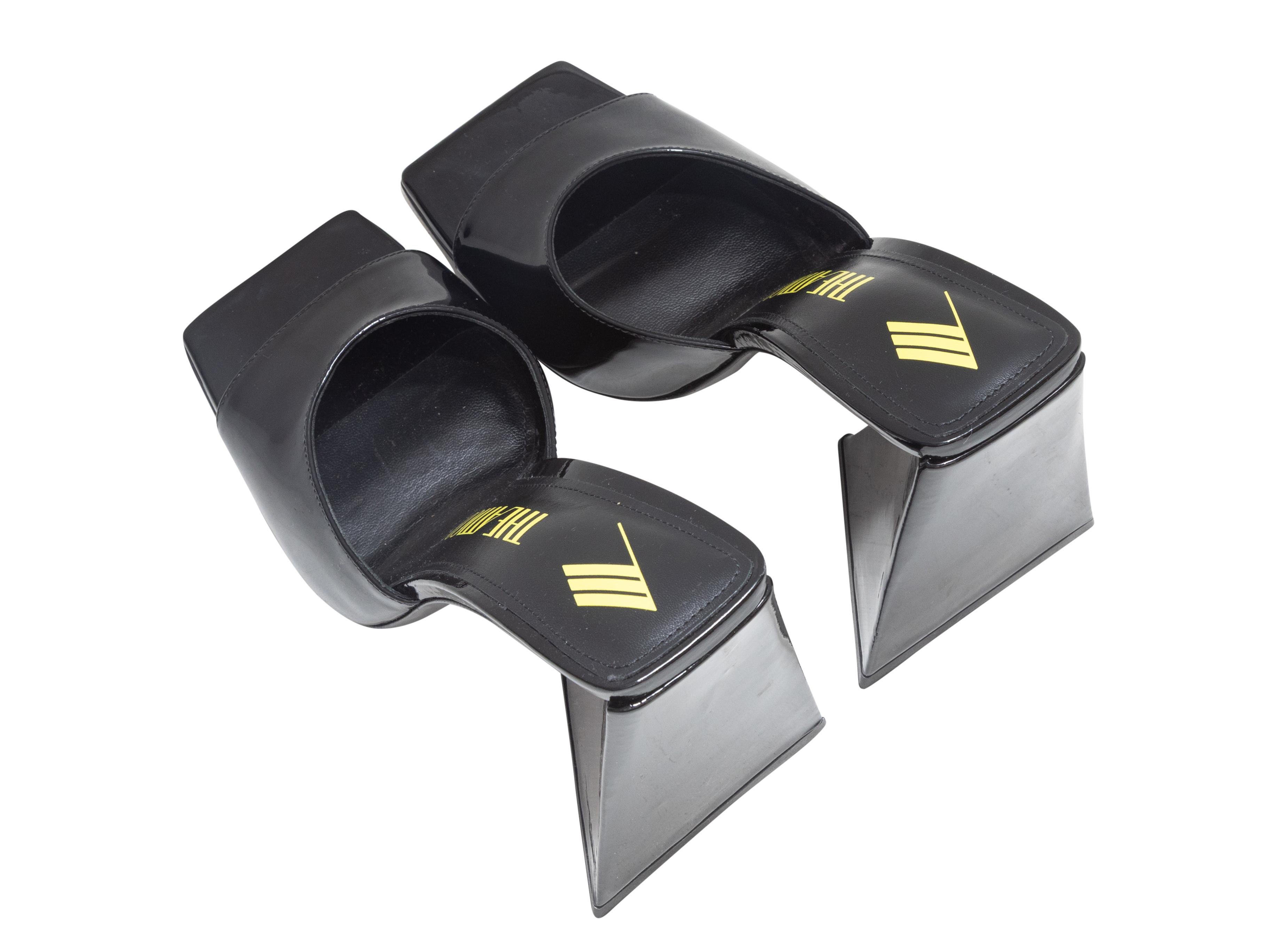 Sandalias de tacón triangular de charol negro The Attico Talla 39 Negro en venta