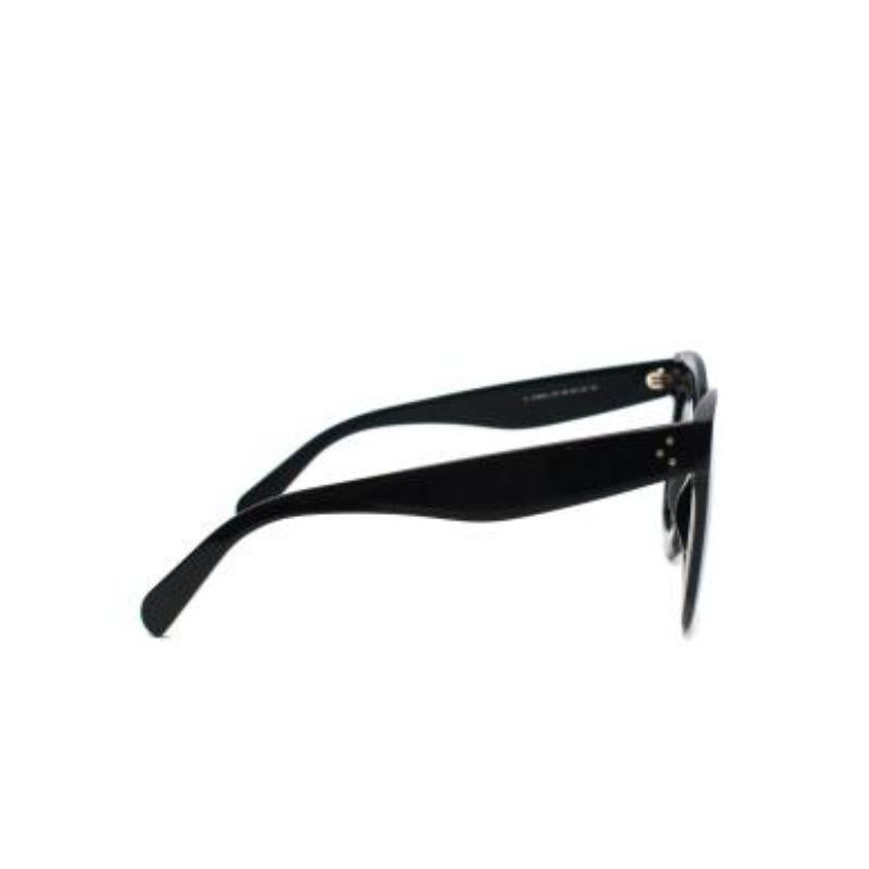 thick black frame sunglasses