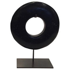 Sculpture de bague épaisse noire contemporaine, Chine