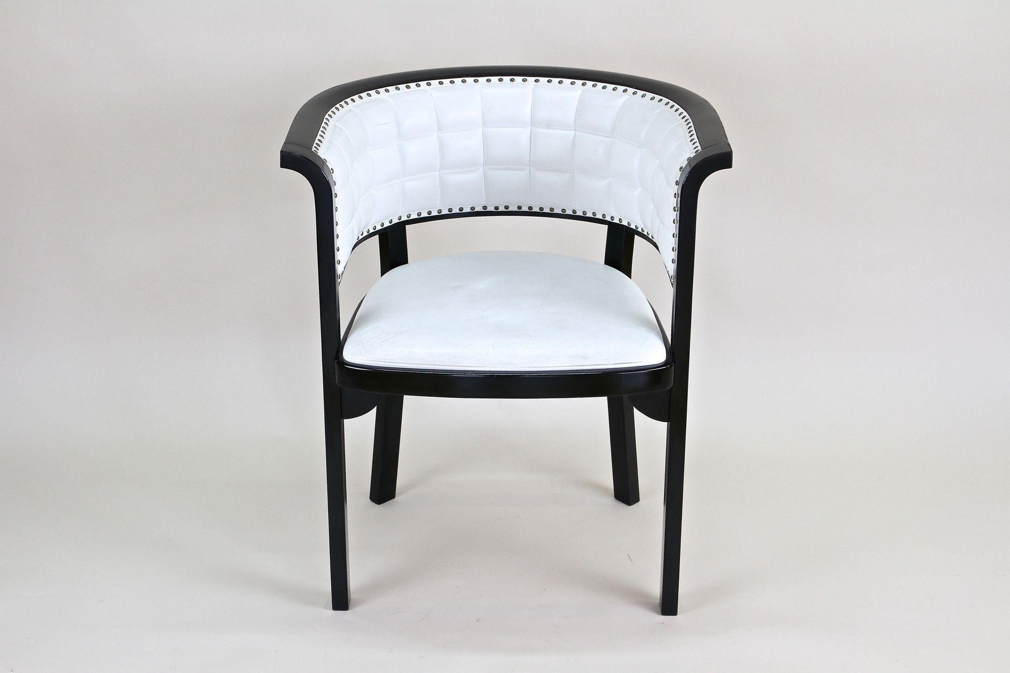 Exclusive 20th century re-edition of the famous Thonet armchair originally designed by Marcel Kammerer in the beginning of the 20th century aorund 1910. This amazing looking armchair has been produced by the famous company of Thonet Vienna around