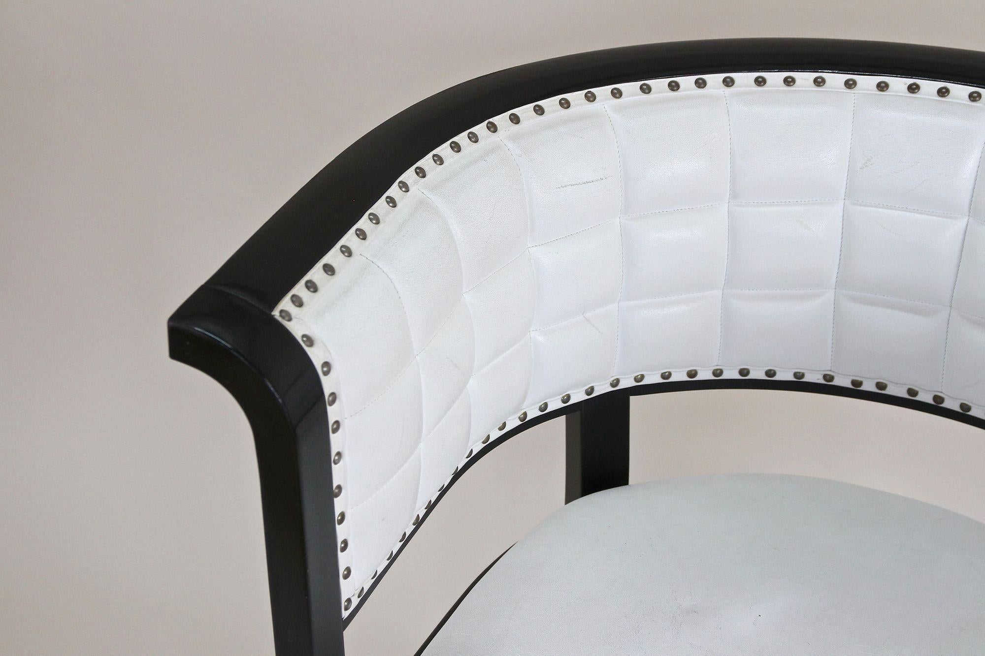 Lacquered Black Thonet Armchair with White Leather, Design Marcel Kammerer, at circa 1980 For Sale