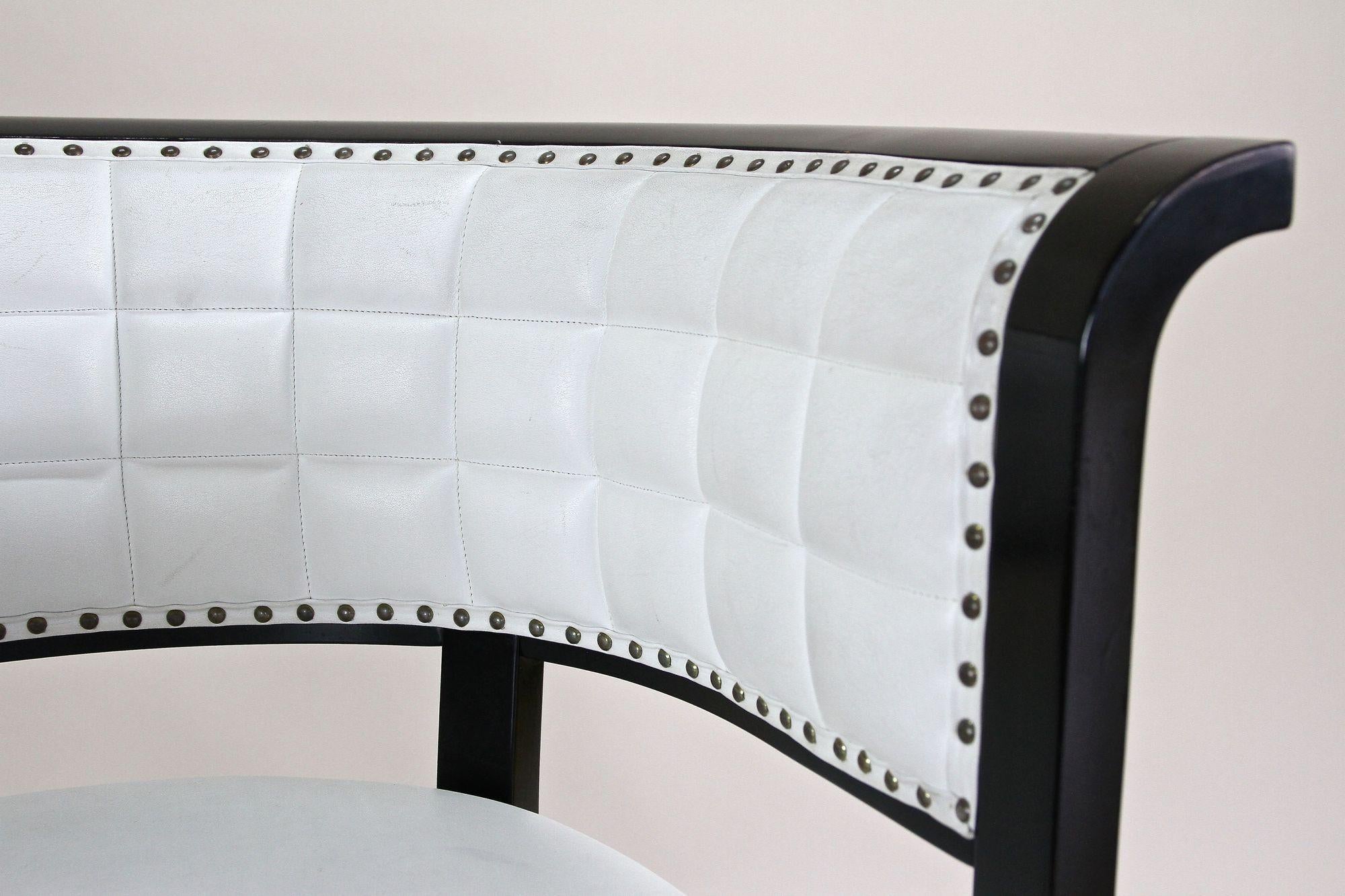 Schwarzer Thonet-Sessel mit weißem Leder, Design Marcel Kammerer, um 1980 (20. Jahrhundert) im Angebot