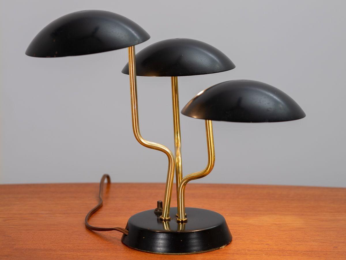 Mid-Century Modern Black Three Shade Lamp by Gino Sarfatti For Sale