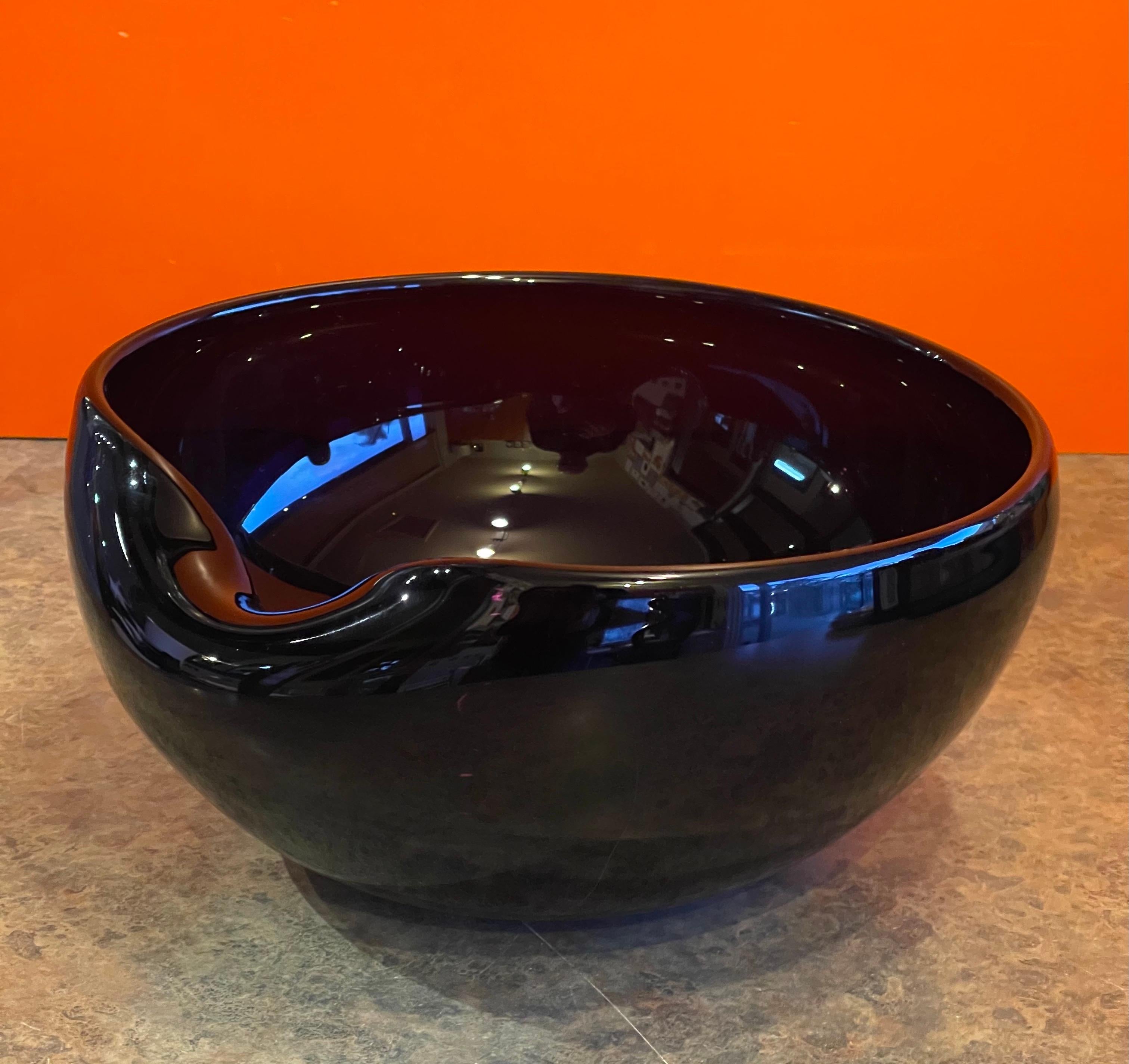 Black Thumbprint Art Glass Centerpiece Bowl by Elsa Peretti for Tiffany and Co. In Good Condition In San Diego, CA