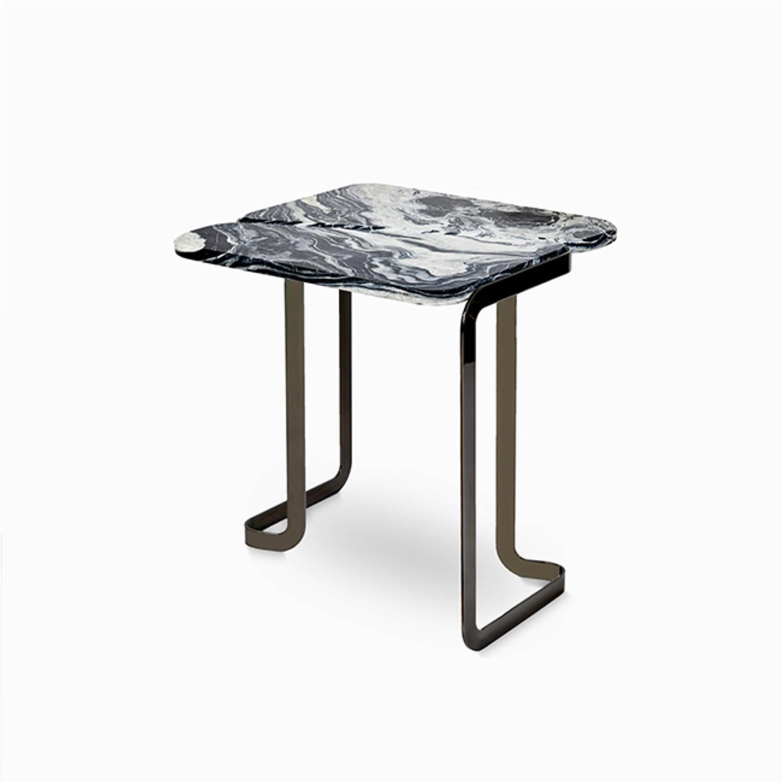 Tigris side table by Marble Balloon
Dimensions: W 50 x D 49.5 x H 52.5 cm
Materials: Legs made of titanium coating on stainless metal and a
marble top.

Named after the great Tigris River

Marble balloon is an interior design and high-end