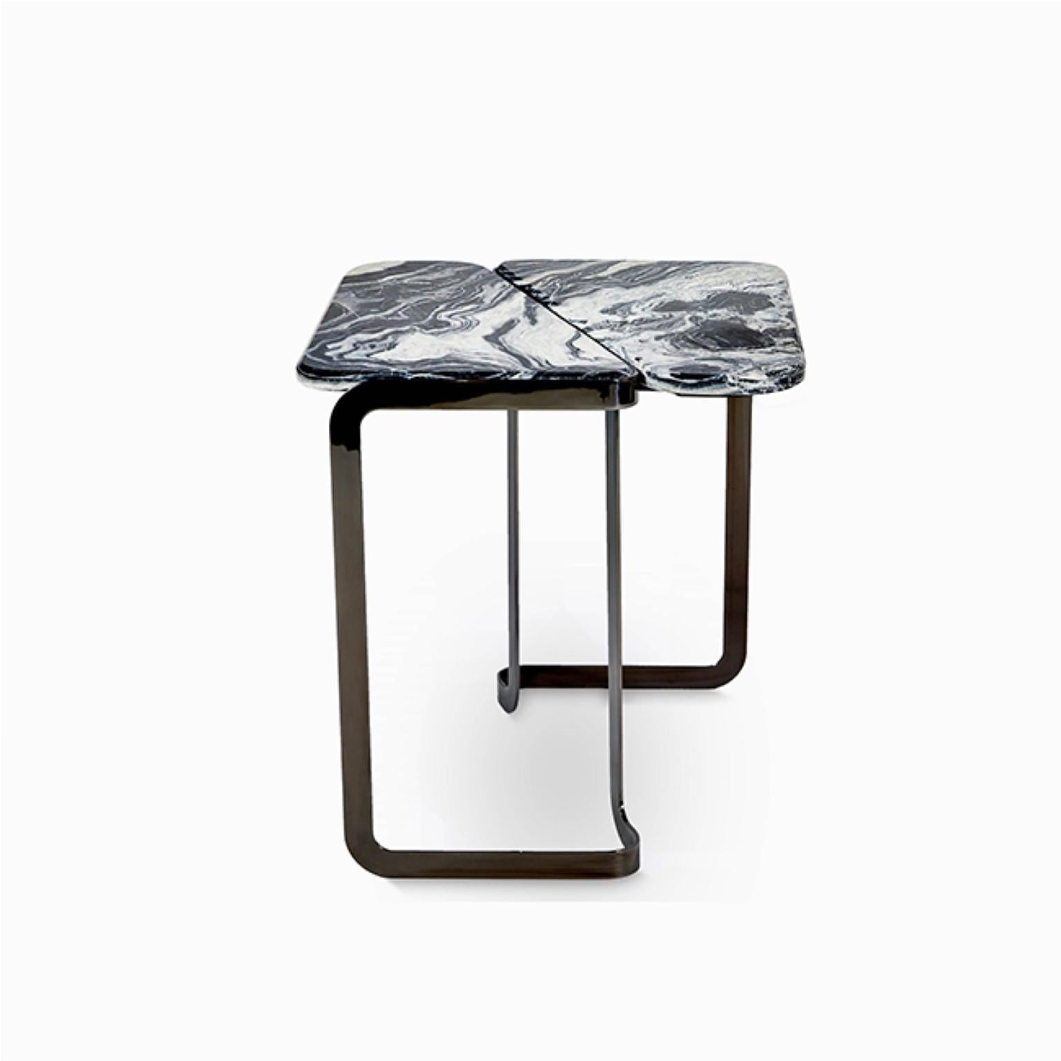Black Tigris Side Table by Marble Balloon In New Condition For Sale In Geneve, CH