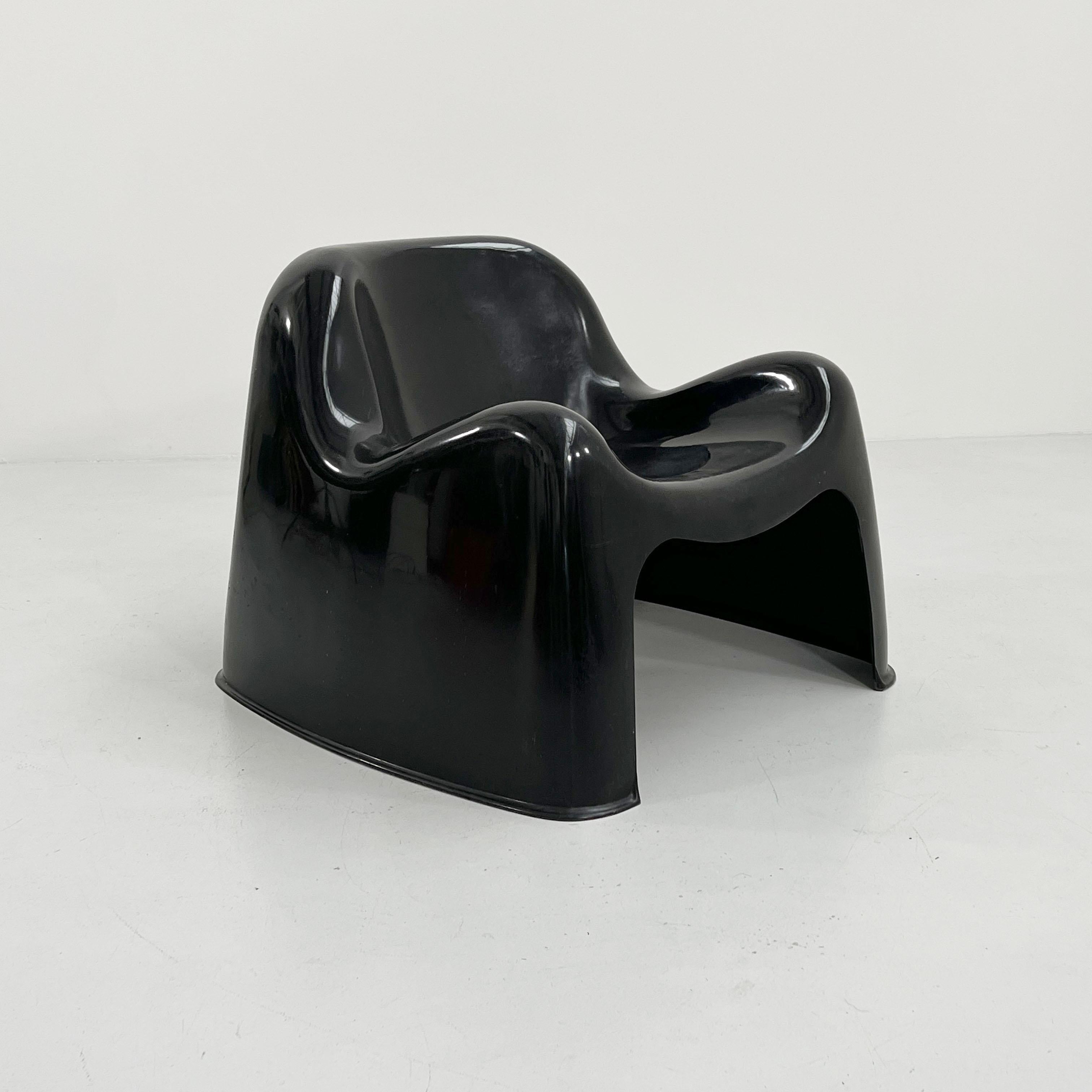 Fiberglass Black Toga Chair by Sergio Mazza for Artemide, 1960s