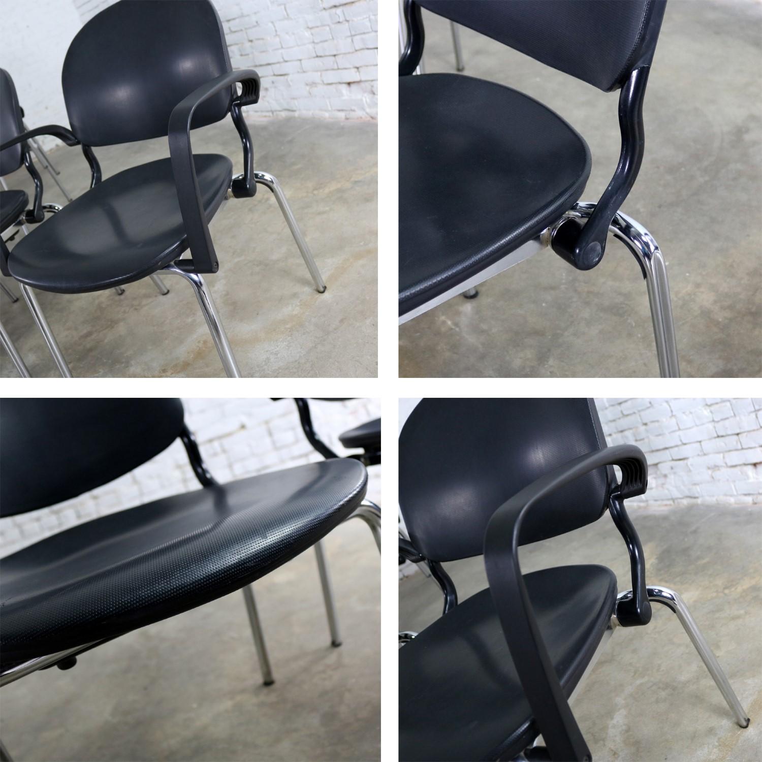 Black Torsion Chairs by Giancarlo Piretti for Ki Set of Eight For Sale 1