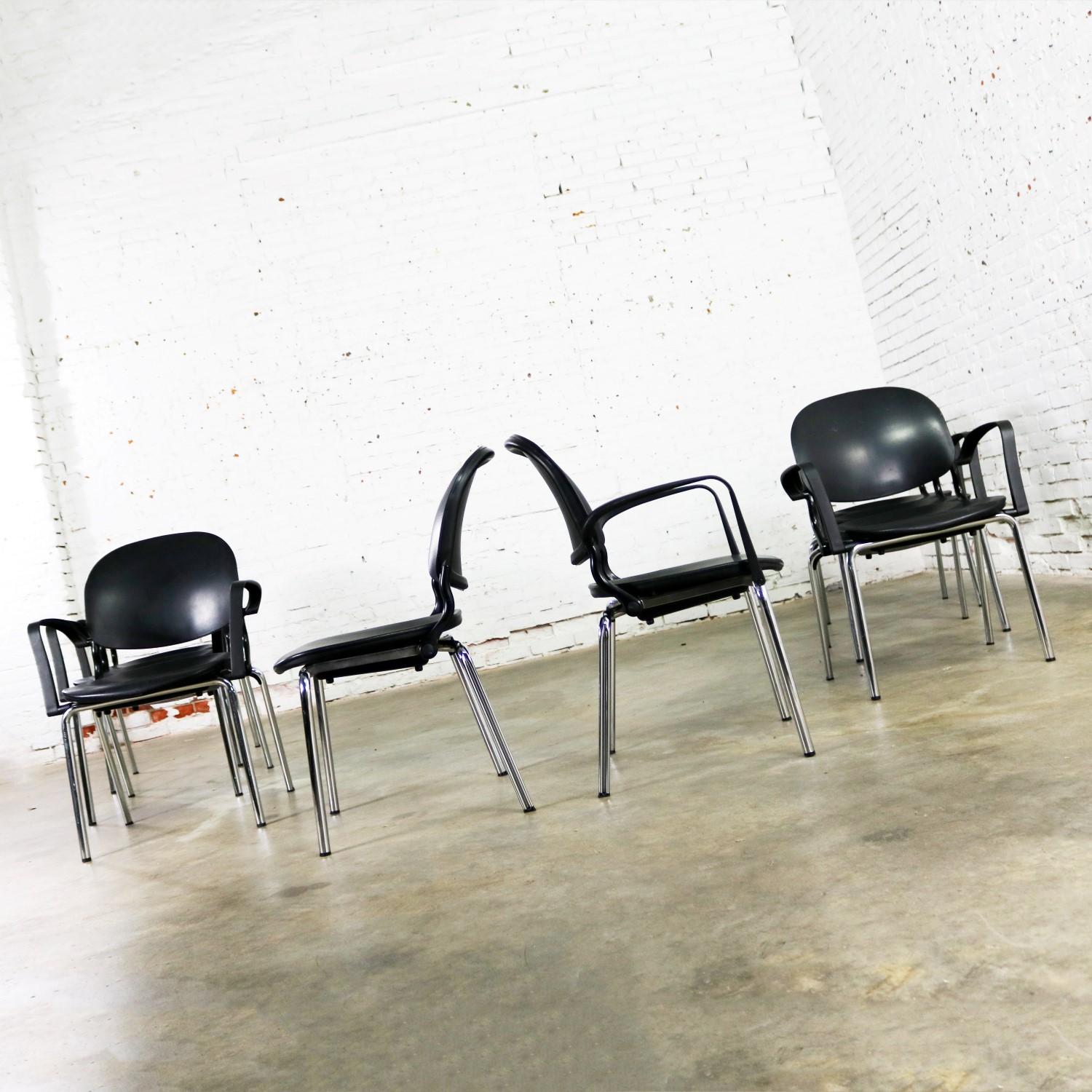 Modern Black Torsion Chairs by Giancarlo Piretti for Ki Set of Eight For Sale