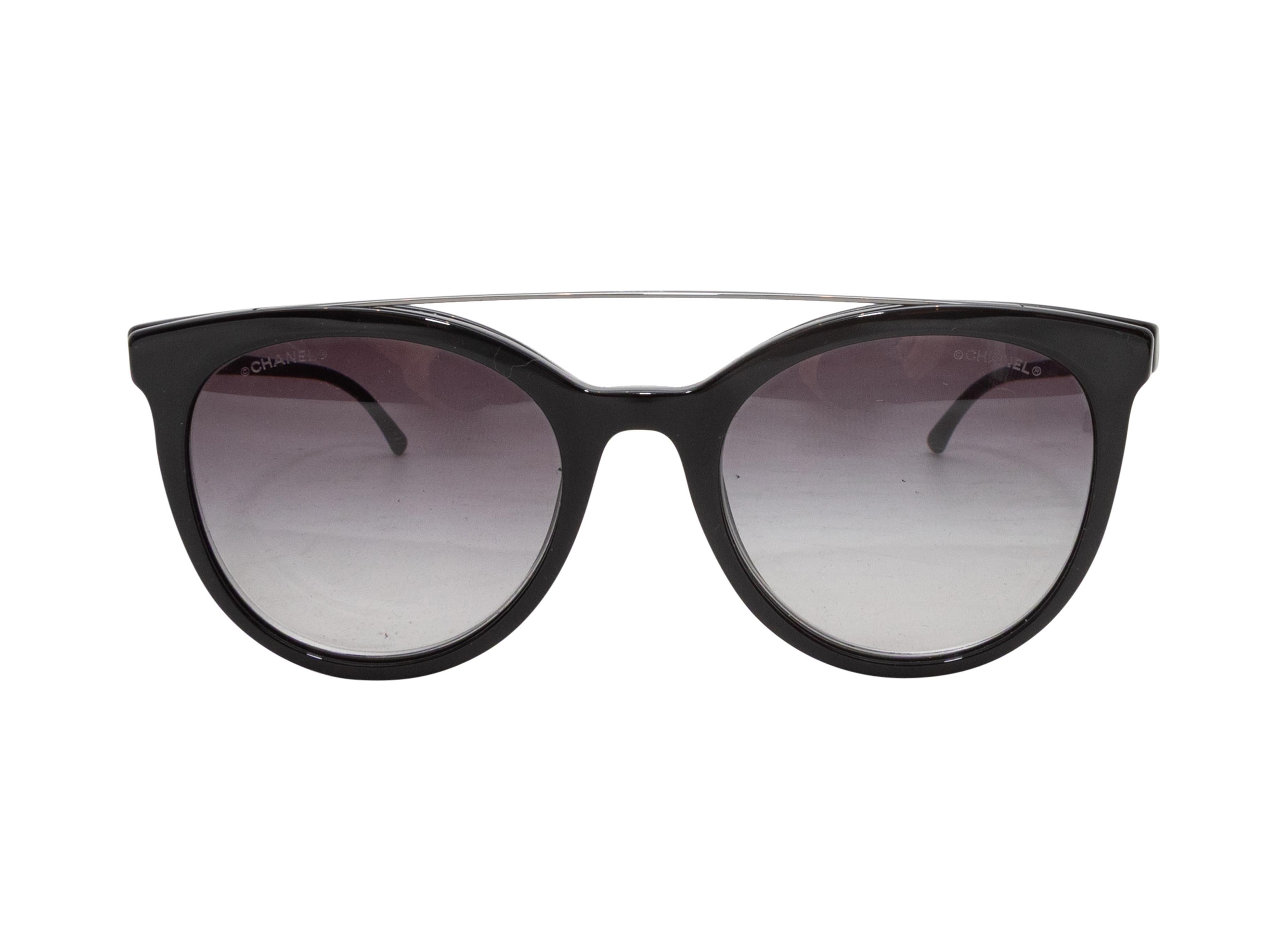 Black & Tortoiseshell Chanel Interchangeable Magnetic Sunglasses Pour femmes en vente
