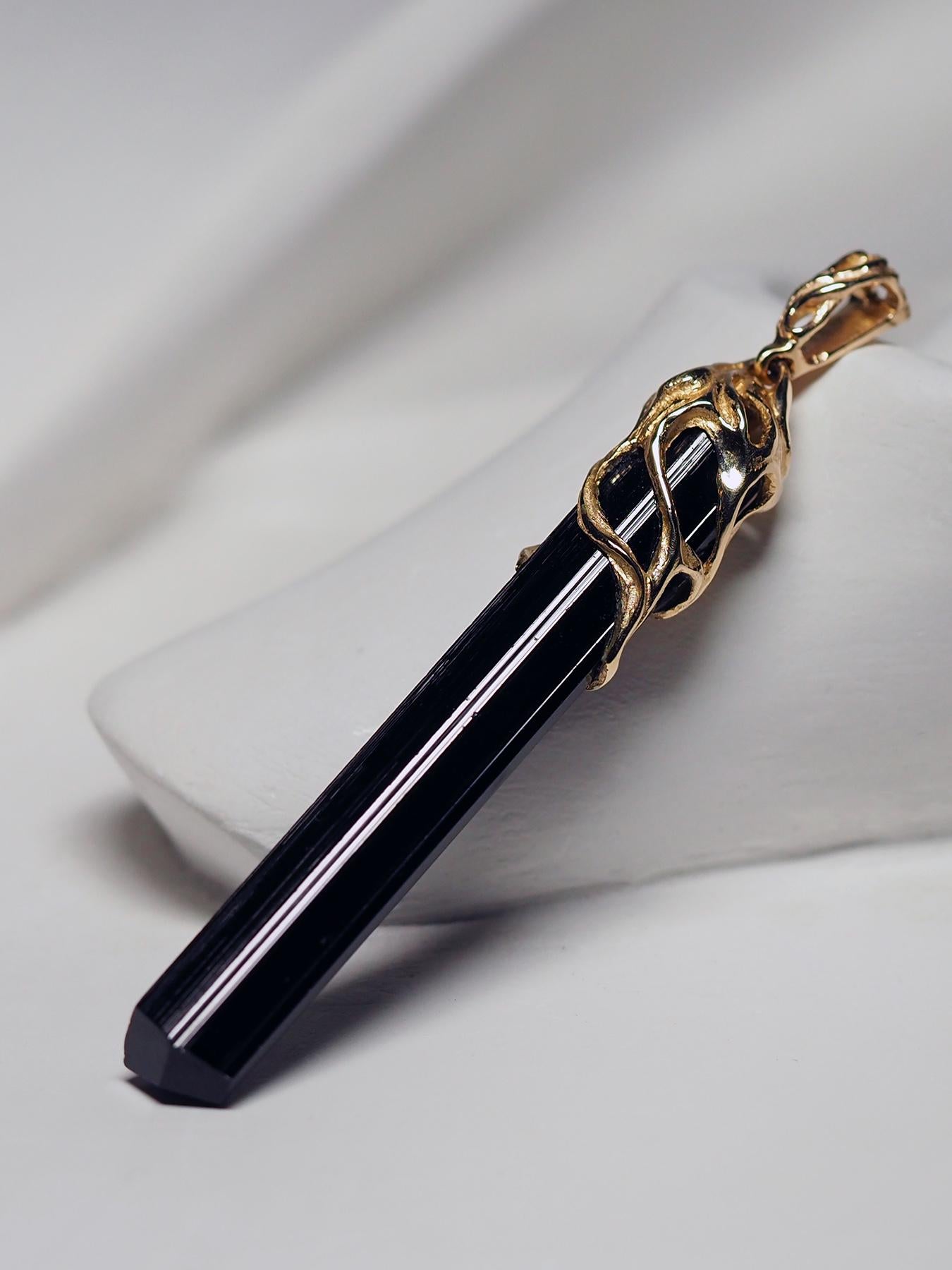 Black Tourmaline crystal necklace gold Amulet raw schorl In New Condition For Sale In Berlin, DE