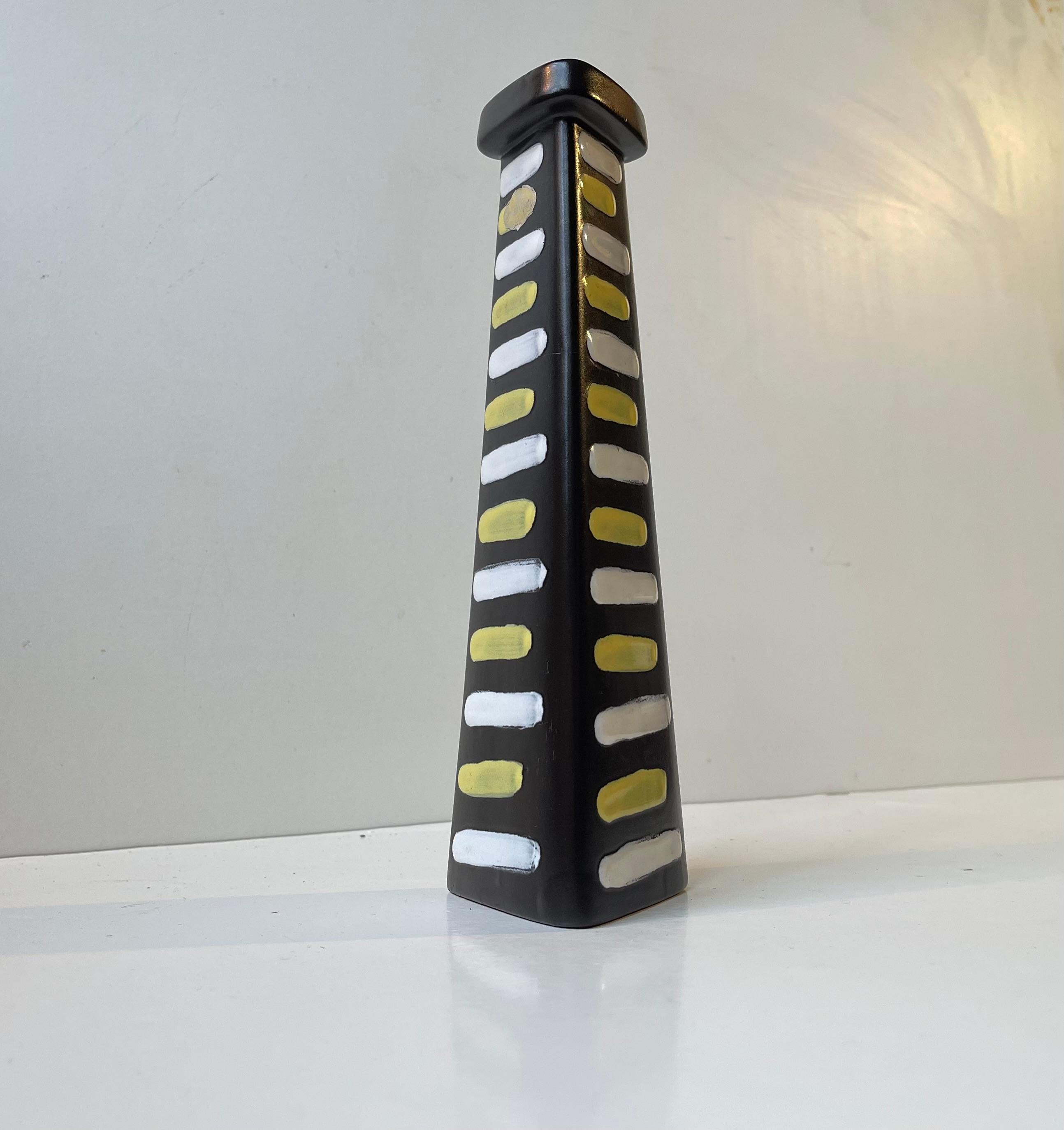 Schwarze Trio-Keramikvase von Hjördis Oldfors für Upsala Ekeby, 1950er Jahre (Mitte des 20. Jahrhunderts) im Angebot