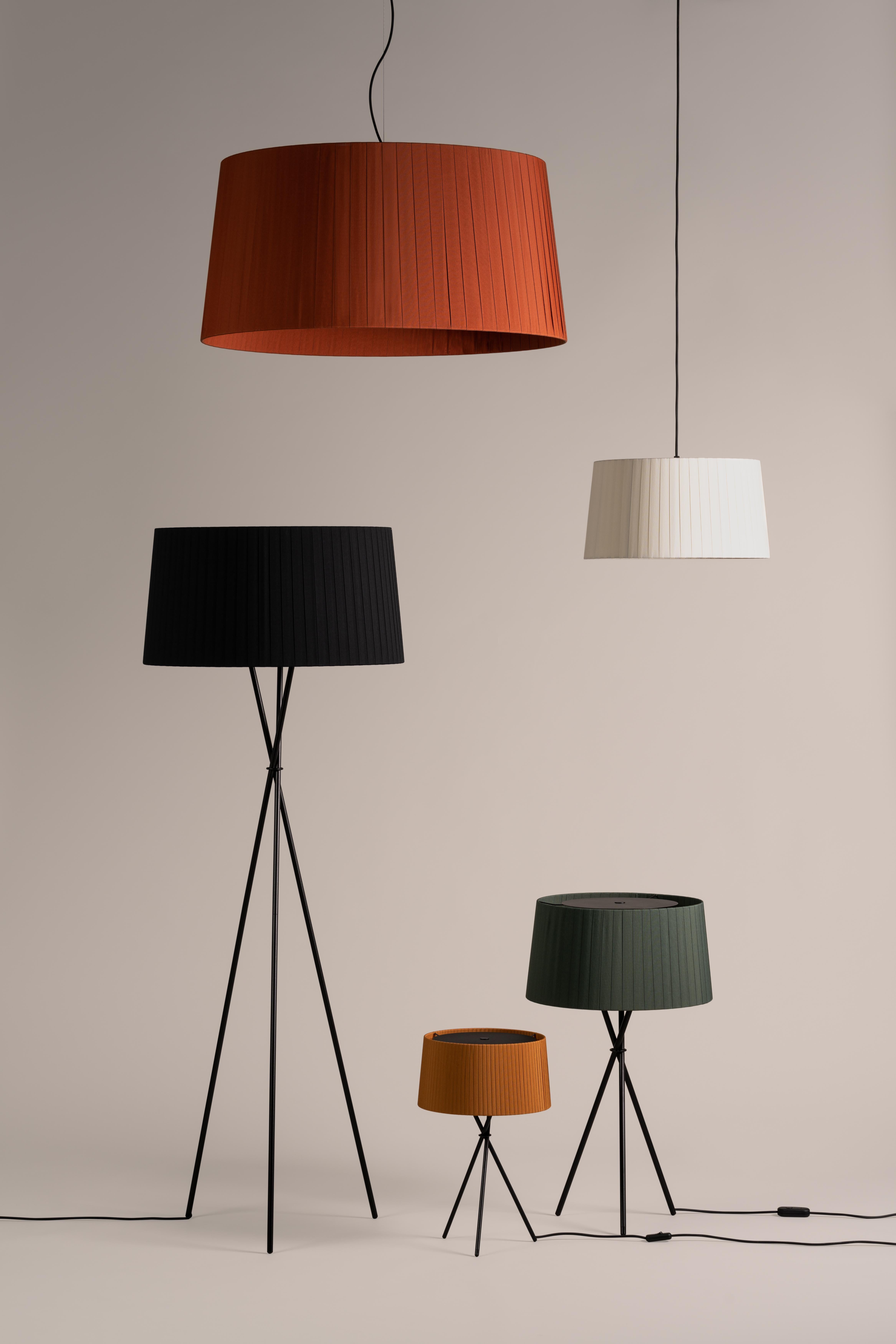 Lámpara de mesa Trípode M3 negra by Santa & Cole en venta 2