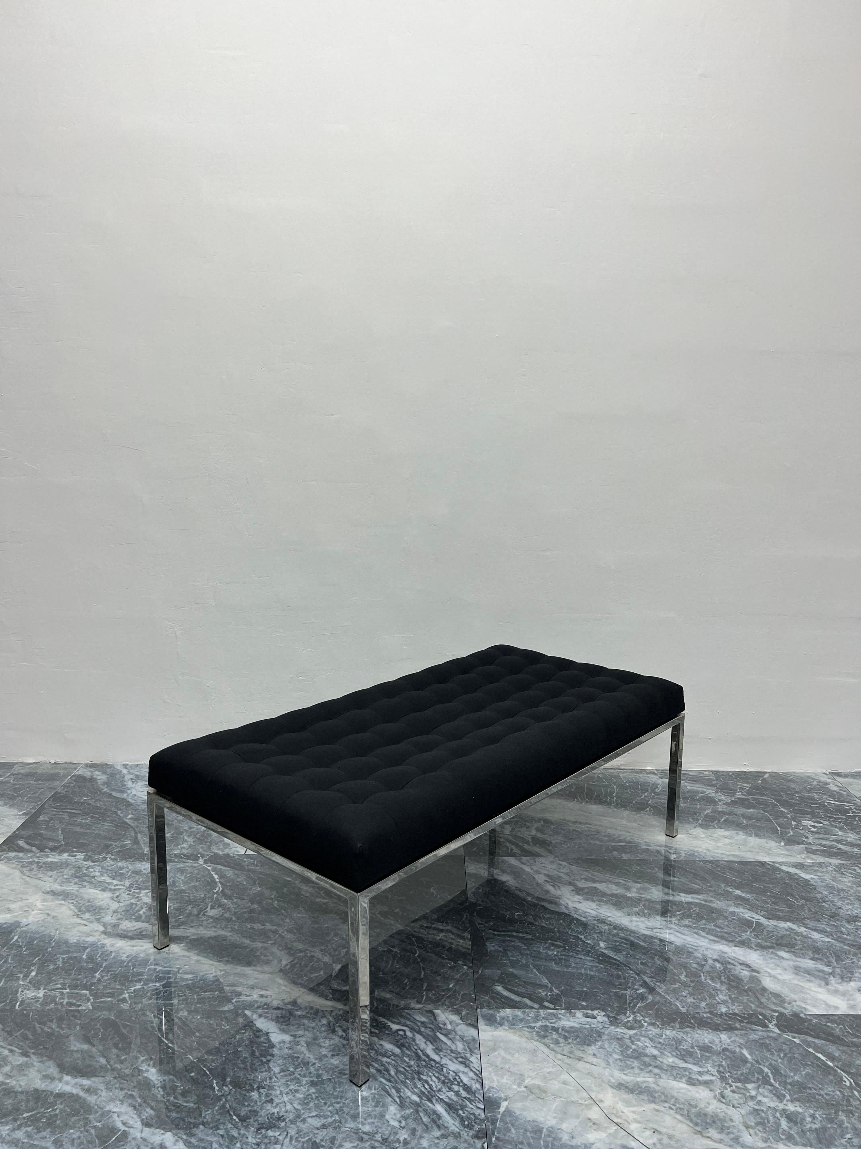 Mid-Century Modern Black Tufted Canvas Museum Bench by Metropolitan Furniture, 1986 For Sale