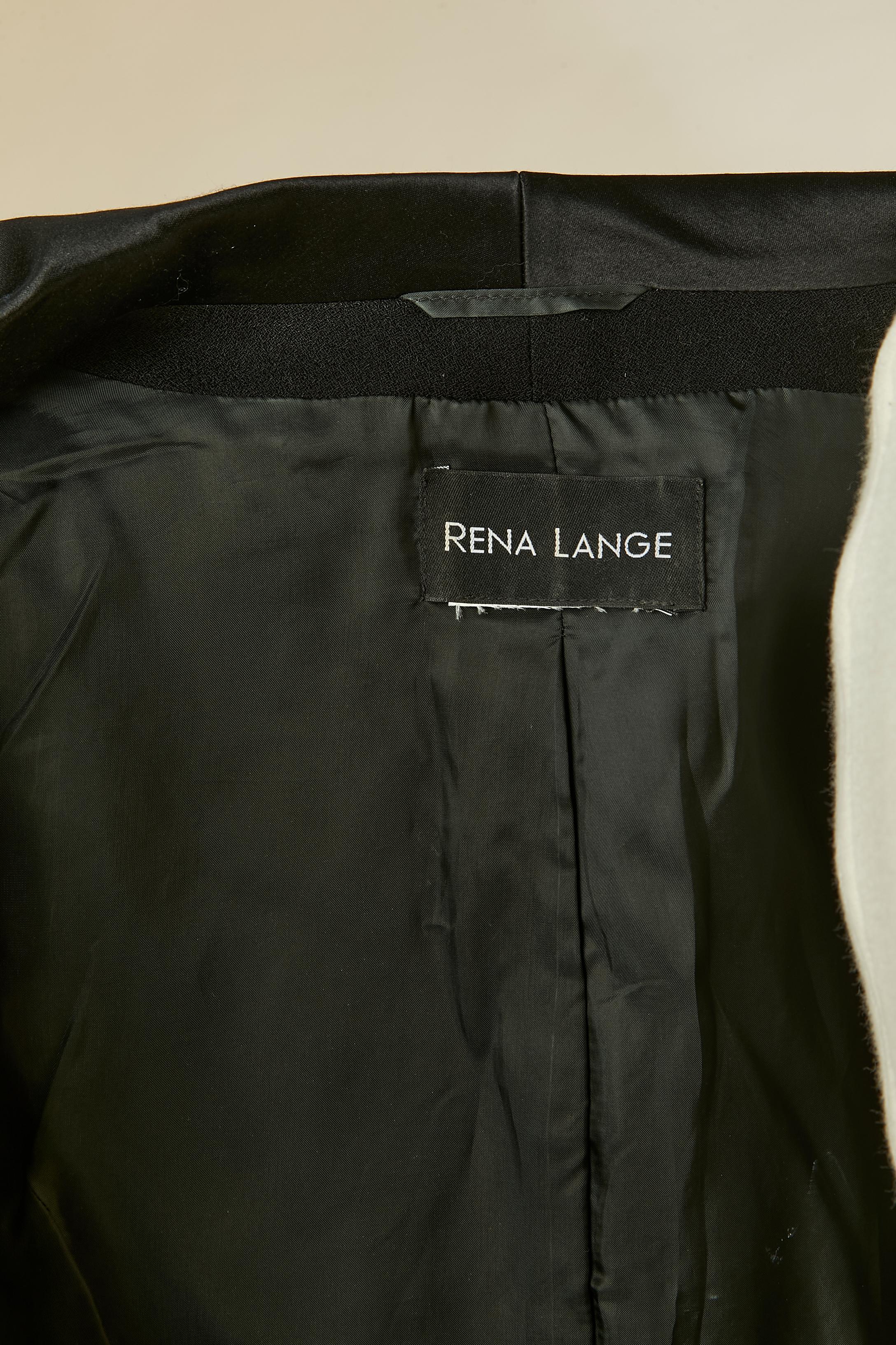 Chaqueta de esmoquin negra con pedrería, satén y cuello de terciopelo RENA LANGE en venta 2