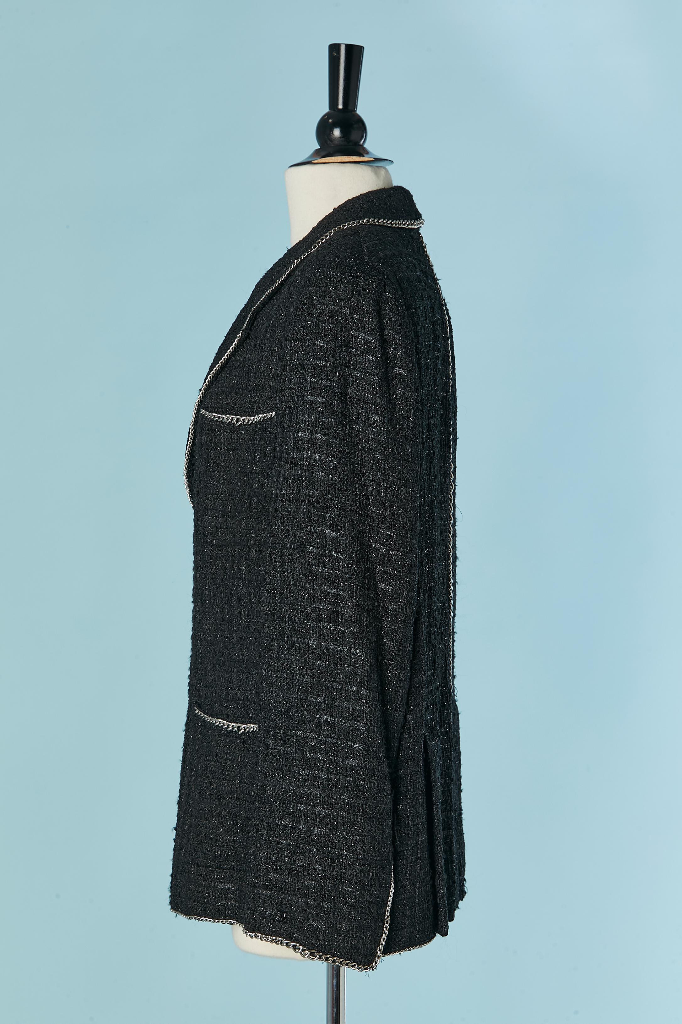 Giacca in tweed nero e nylon con bordo a catena Chanel in vendita 2