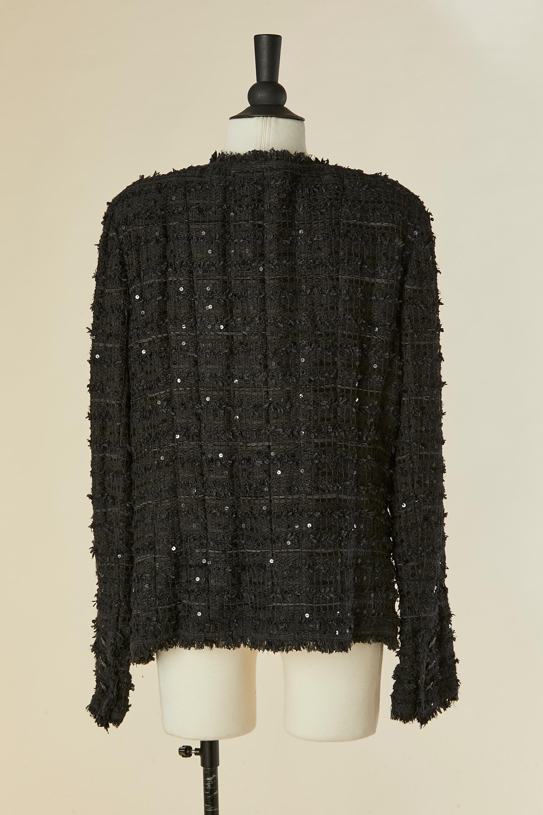Chaqueta de tweed negro y lentejuelas borde a borde CHANEL en venta 2