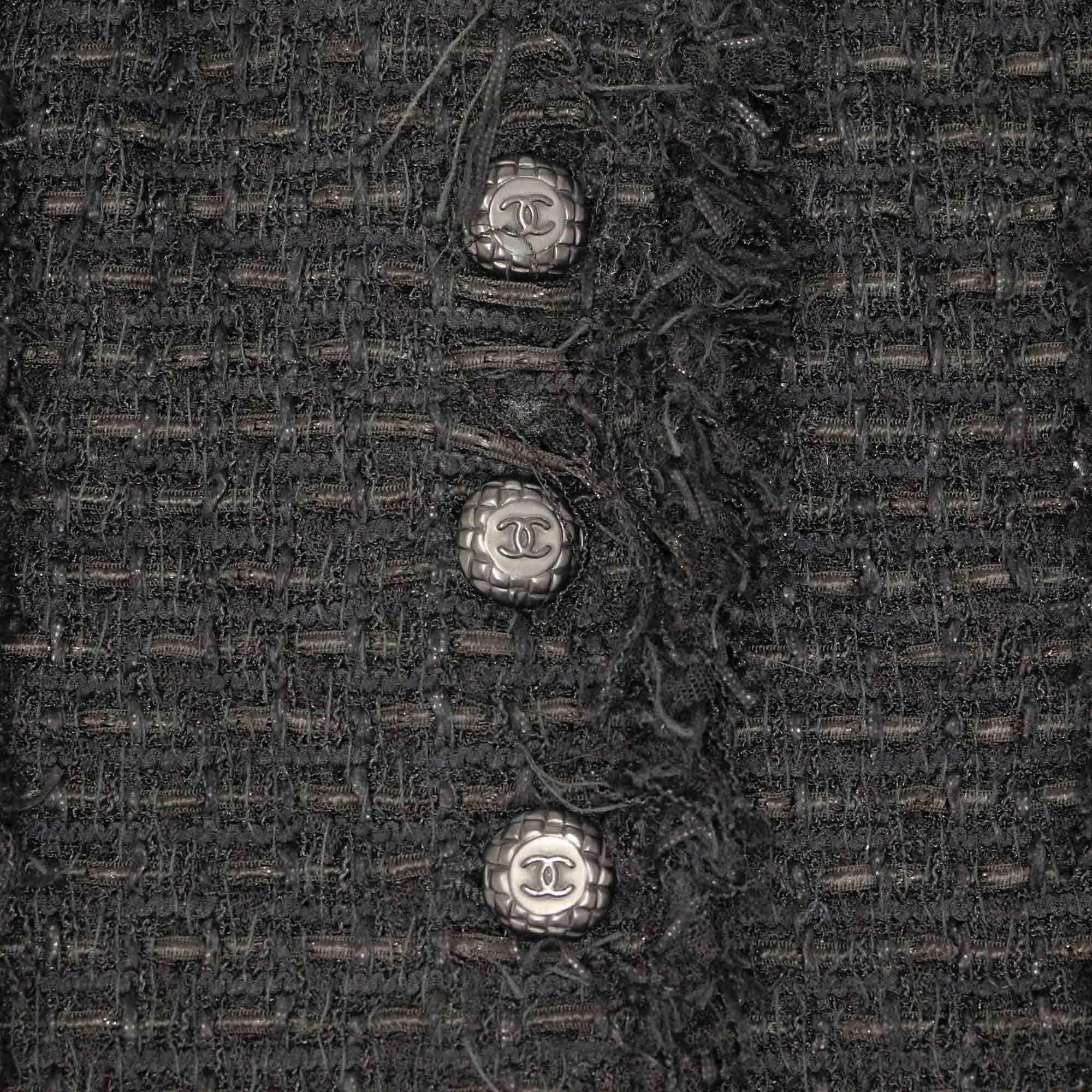 Black Tweed CHANEL Jacket Size 42FR For Sale 6